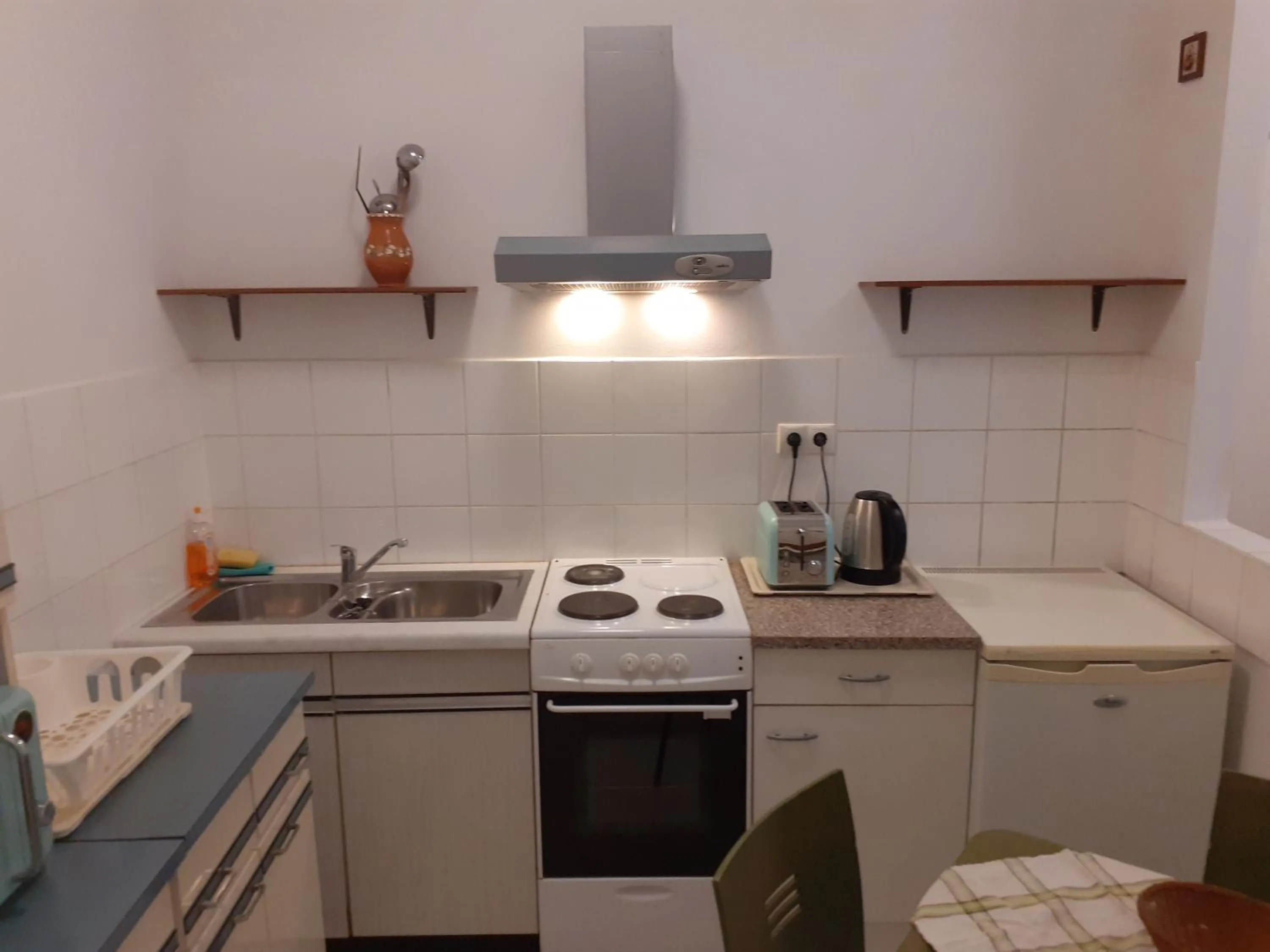 kitchen in HappyHostel