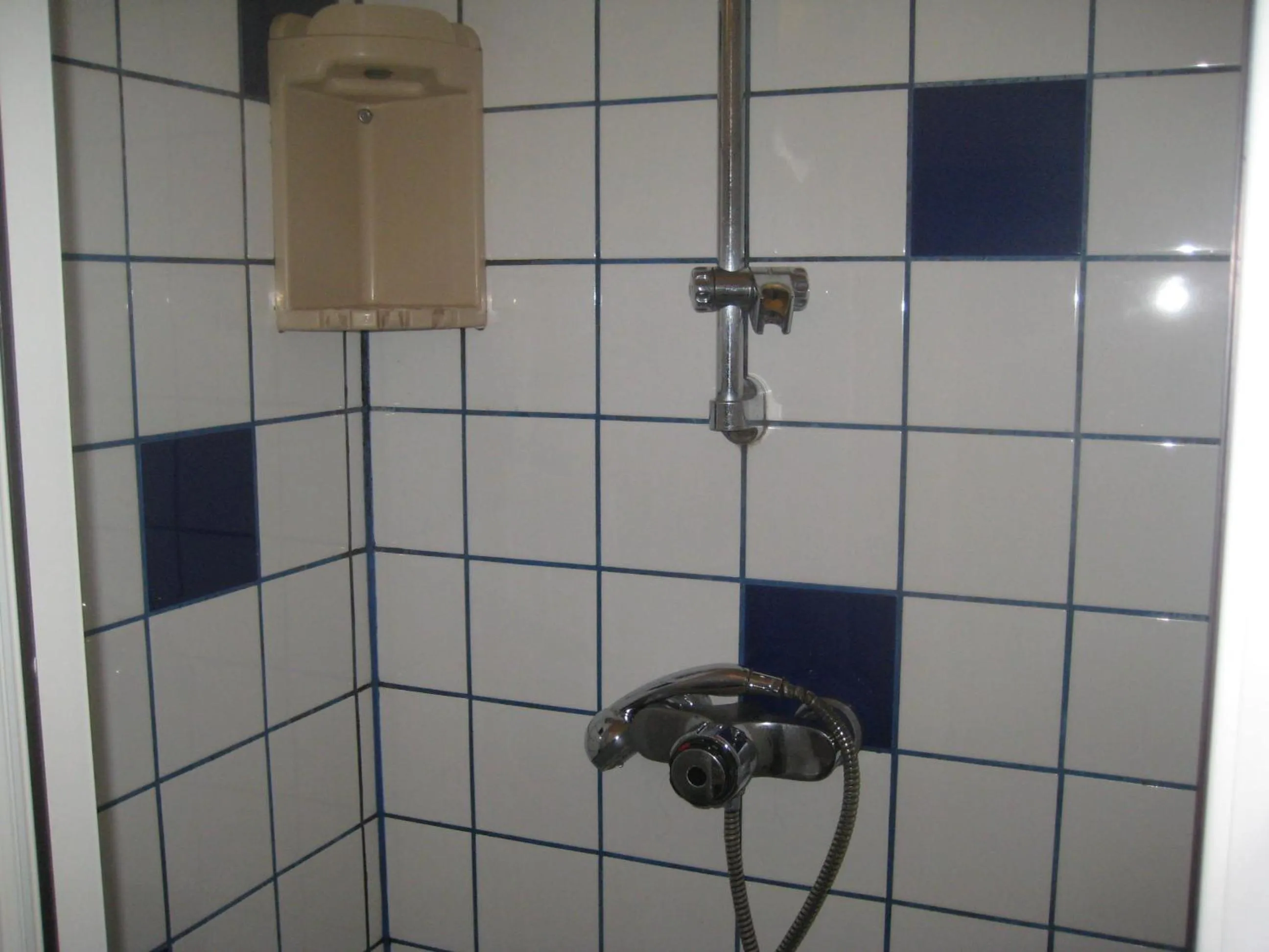 Shower in HappyHostel