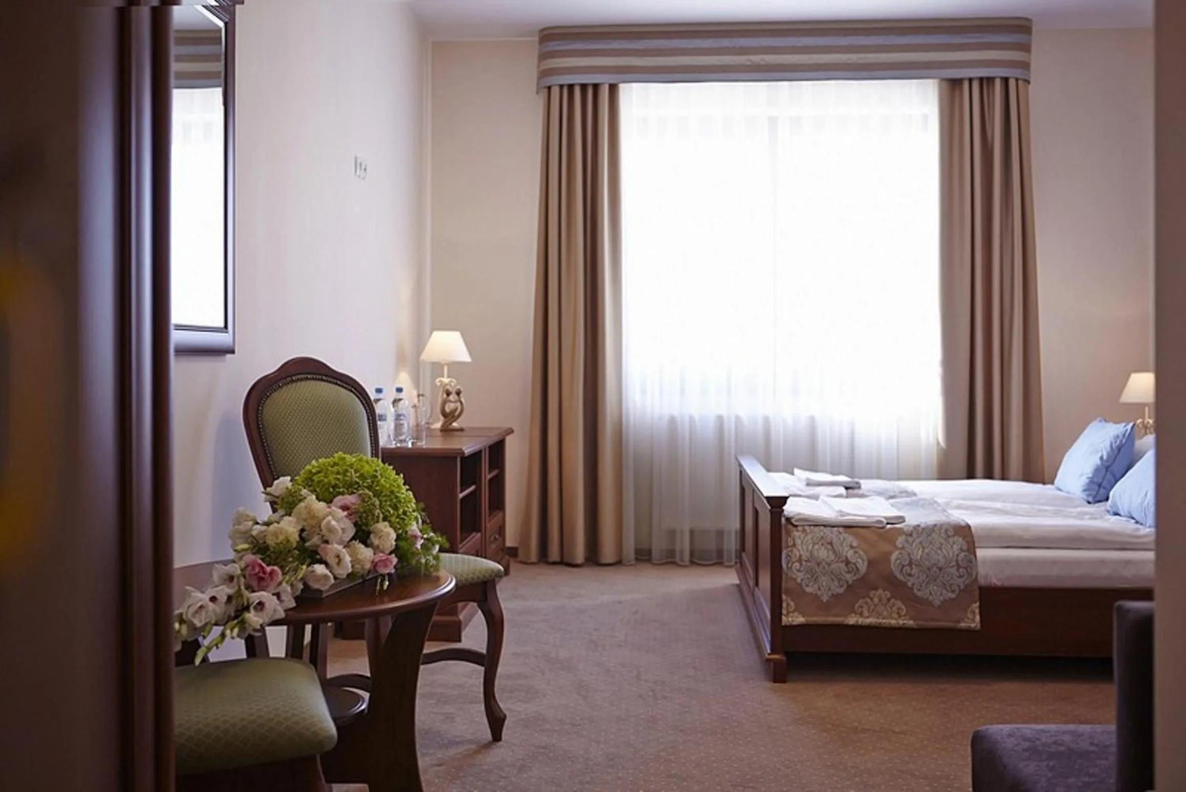 Photo of the whole room, Bed in Confero Nowa Baśń