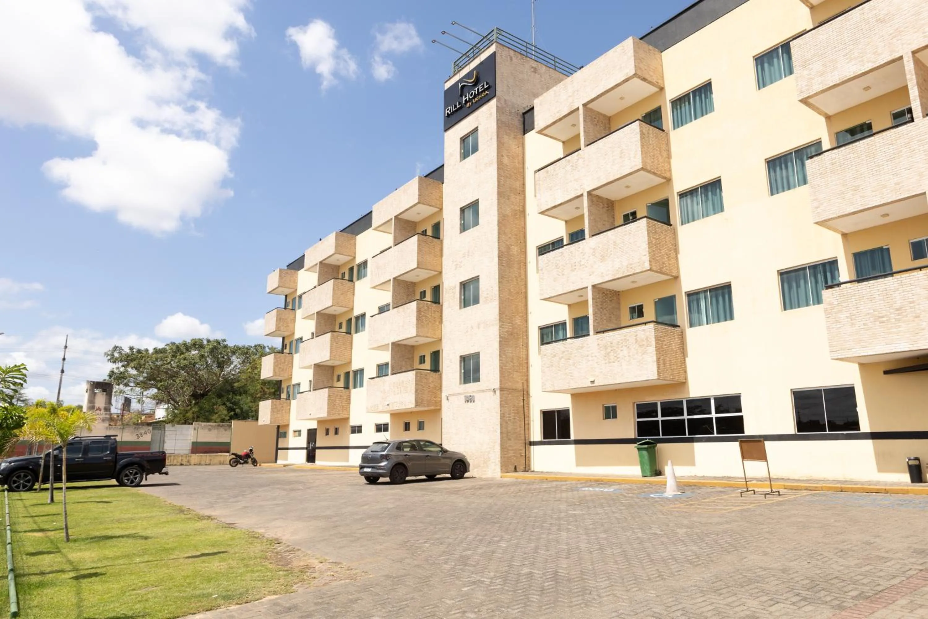 Property building in RILL HOTEL BY UCHÔA