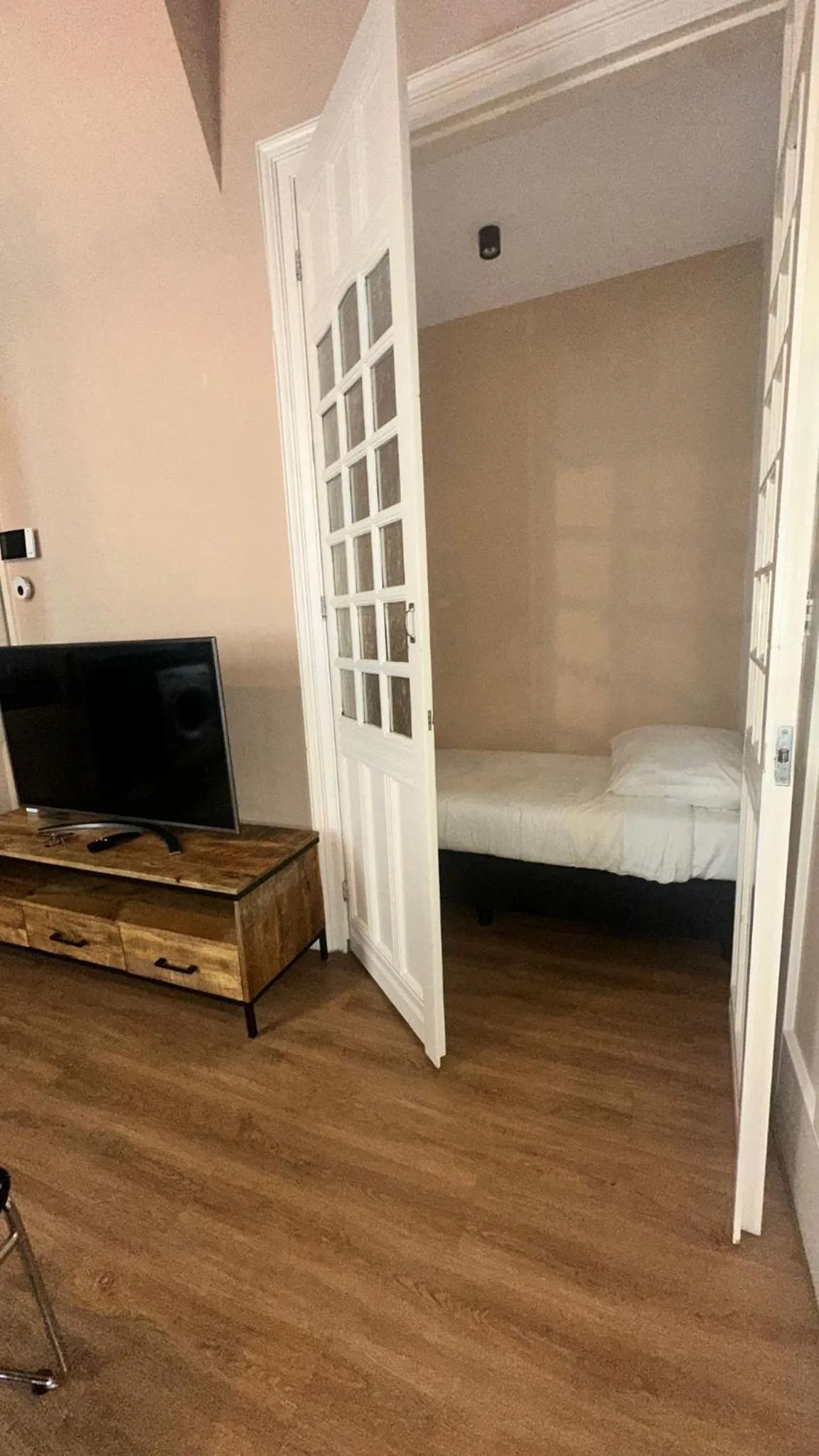 Bed in Rotterdam Inn