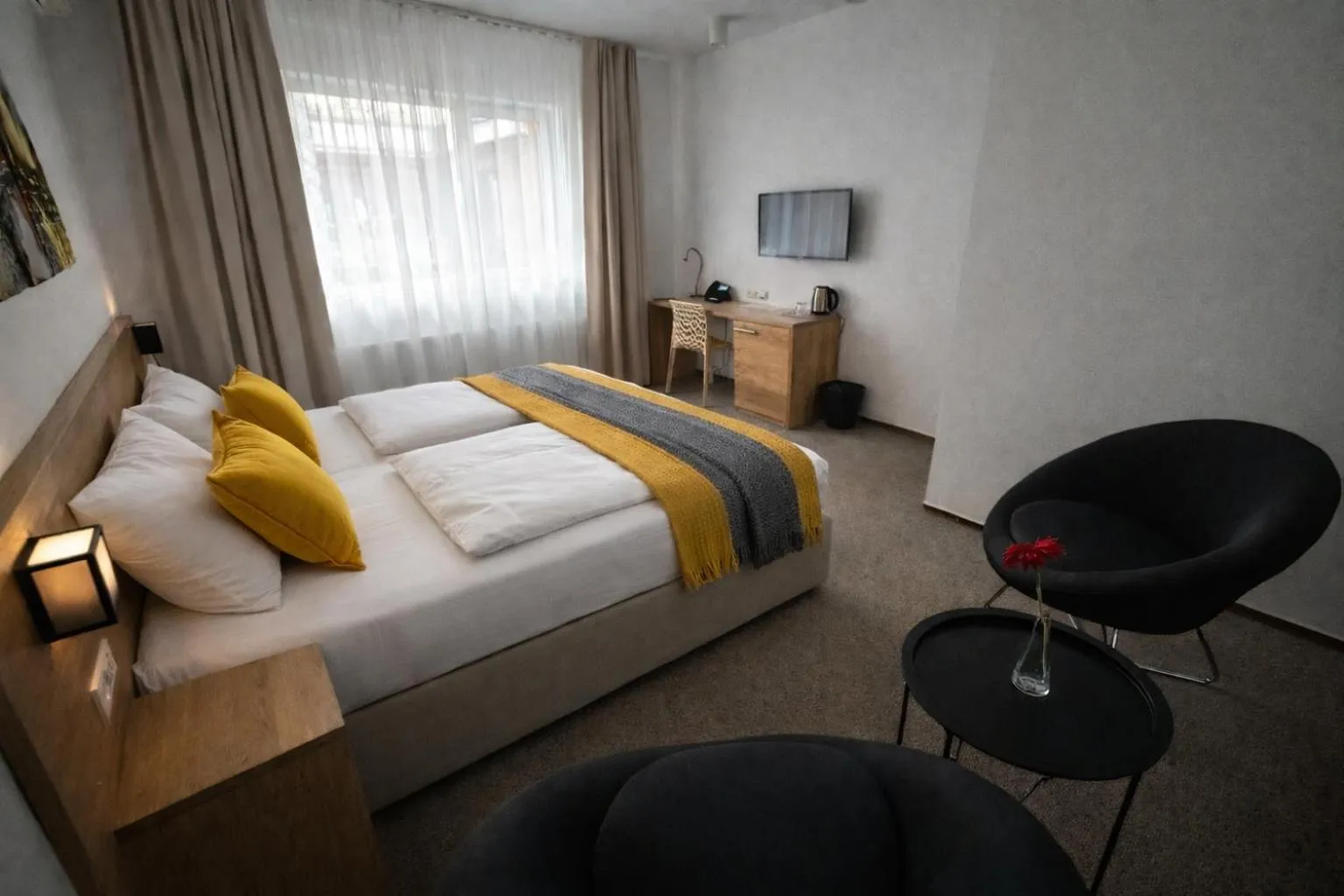 Bed in Hotel Kapitol