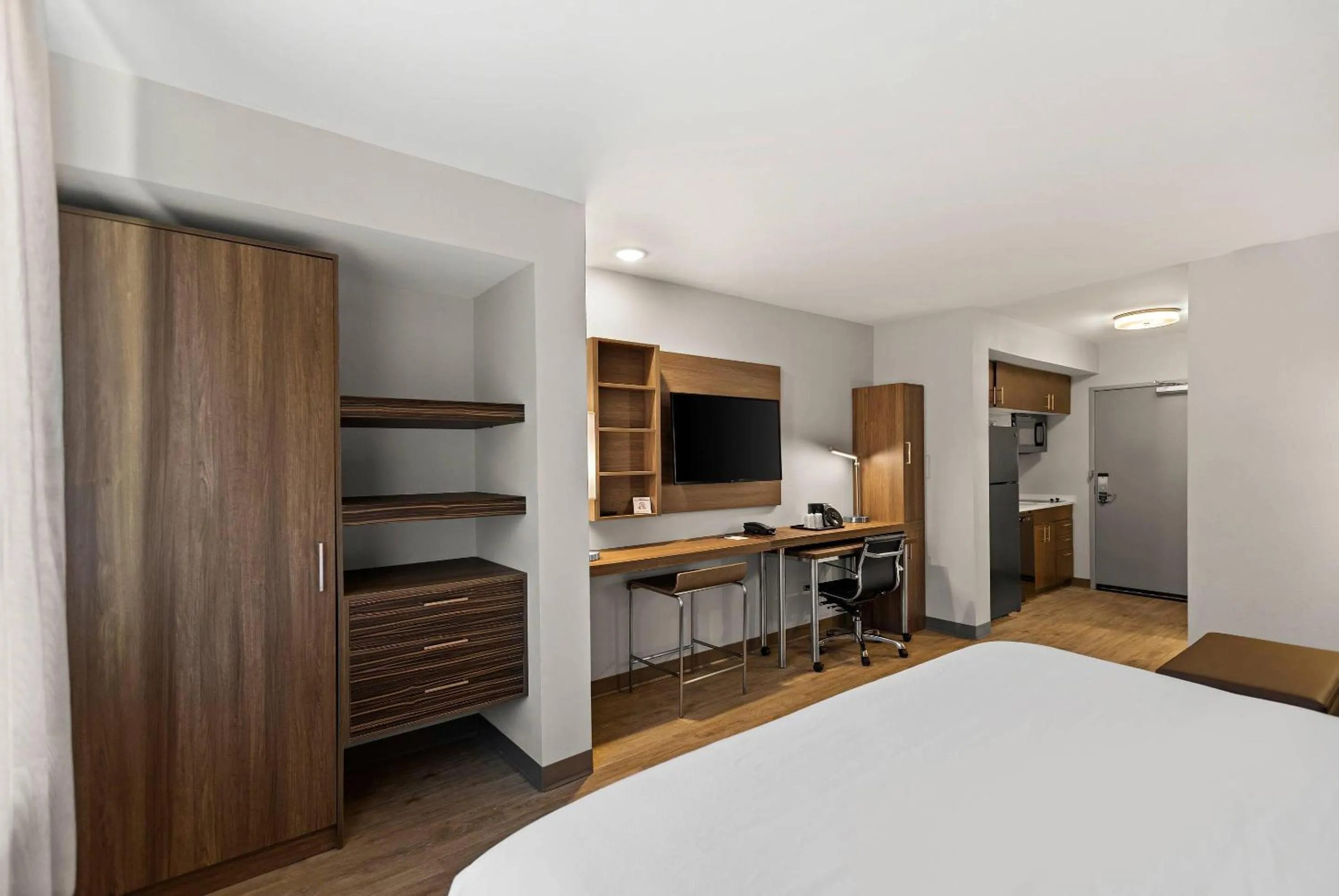 Bedroom in MainStay Suites Gatlinburg Downtown Area