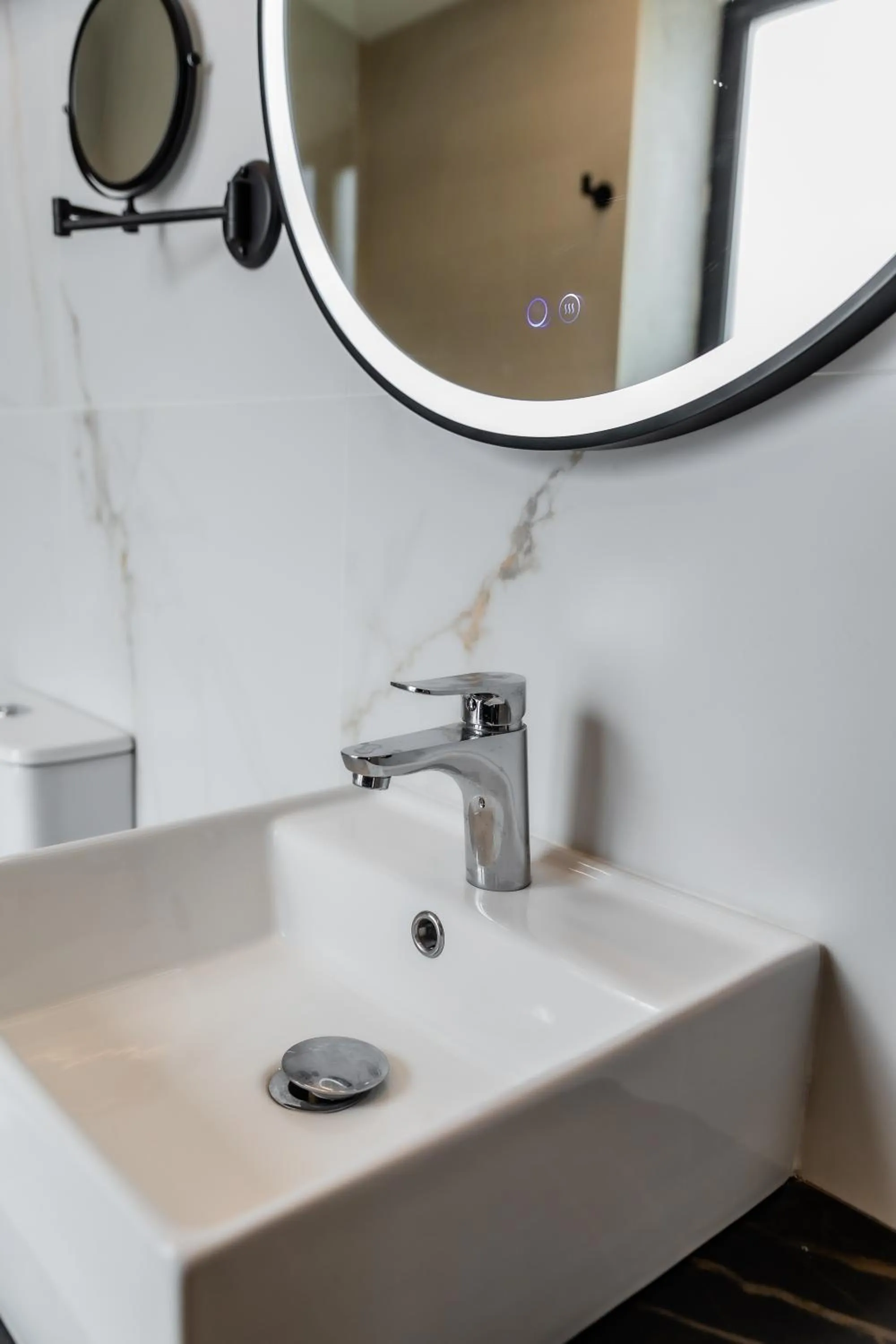 Bathroom in HOTEL CORONA DE PADRÓN