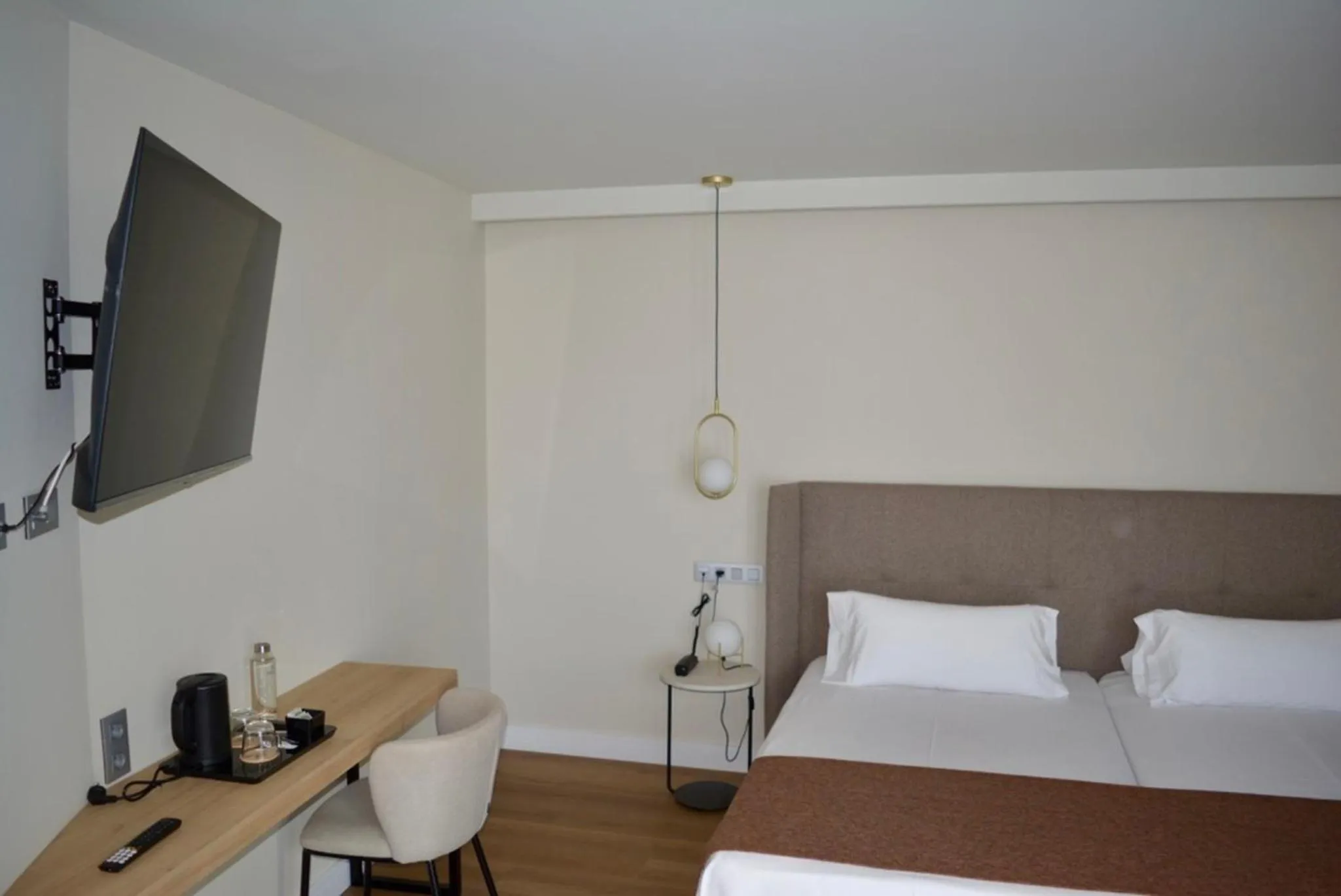 Bed in HOTEL CORONA DE PADRÓN