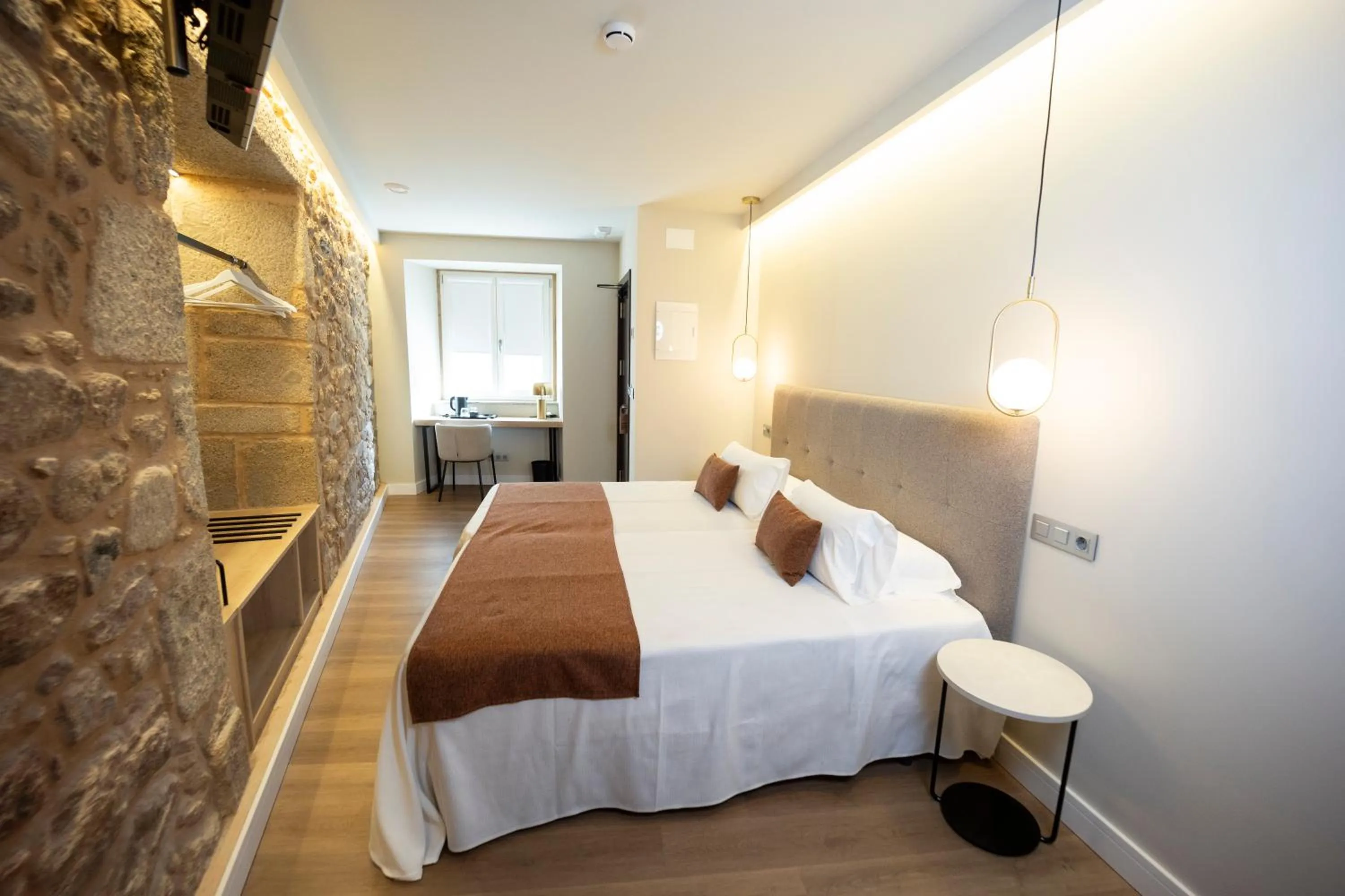 Bed in HOTEL CORONA DE PADRÓN