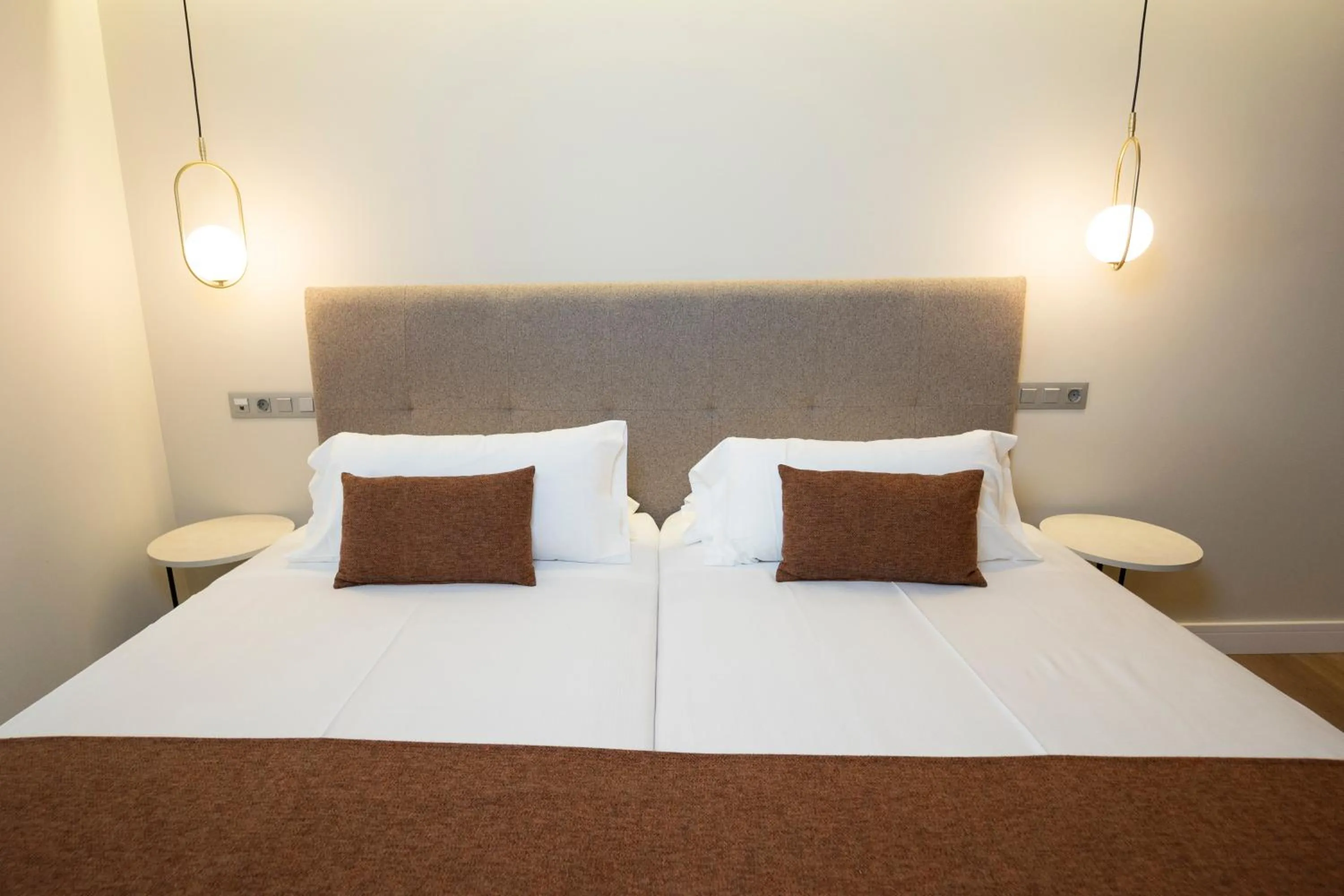 Bed in HOTEL CORONA DE PADRÓN