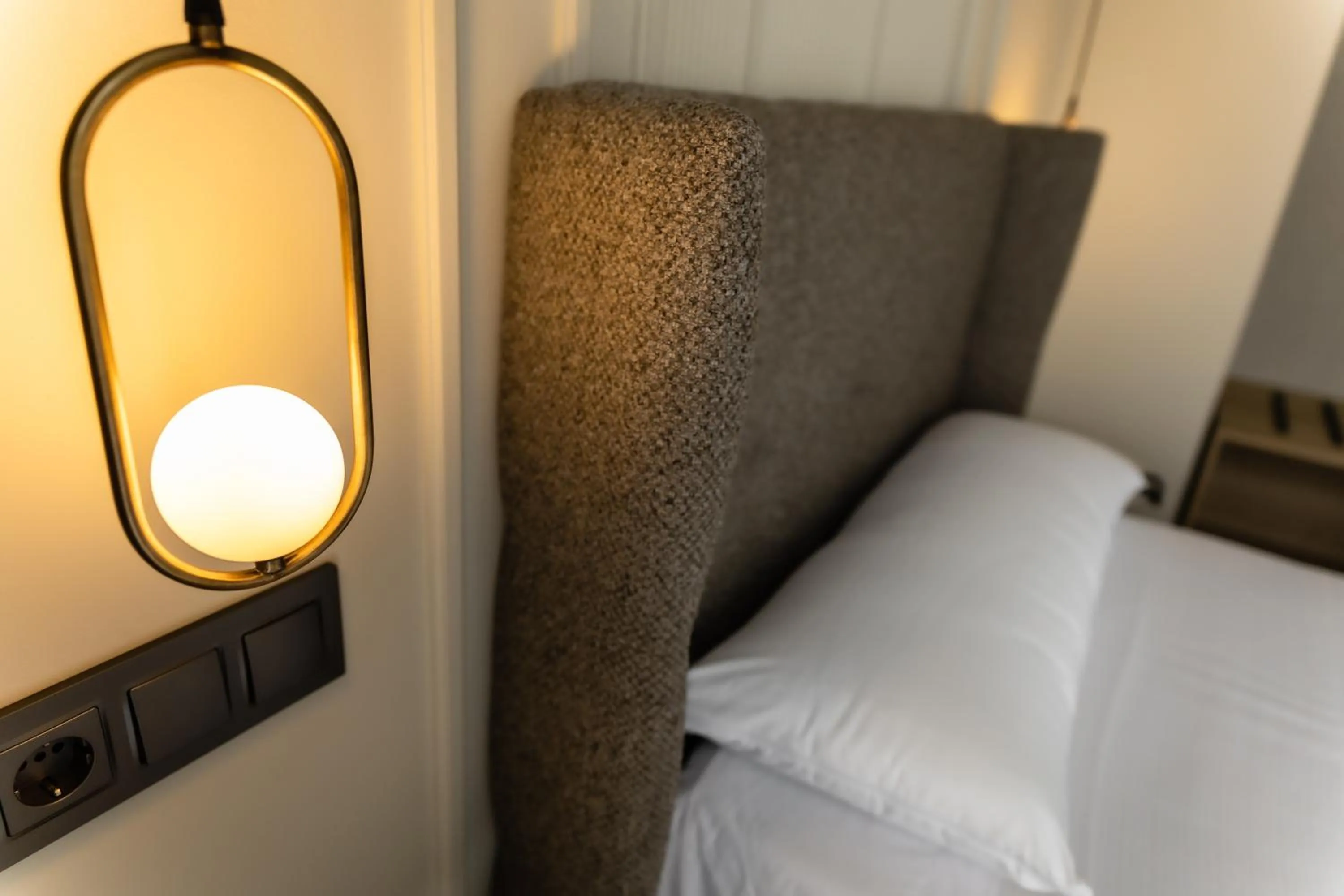 Bed in HOTEL CORONA DE PADRÓN