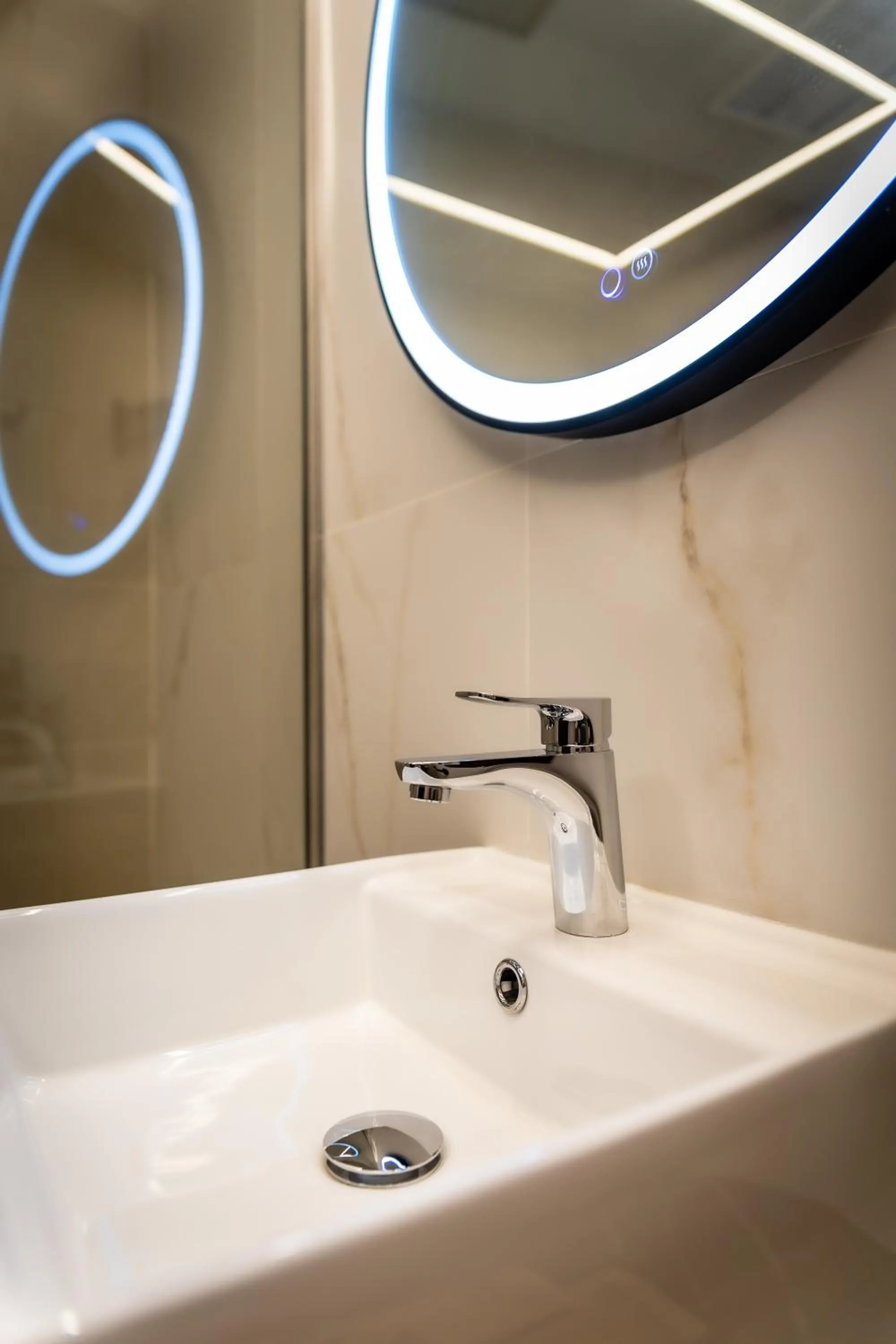 Bathroom in HOTEL CORONA DE PADRÓN
