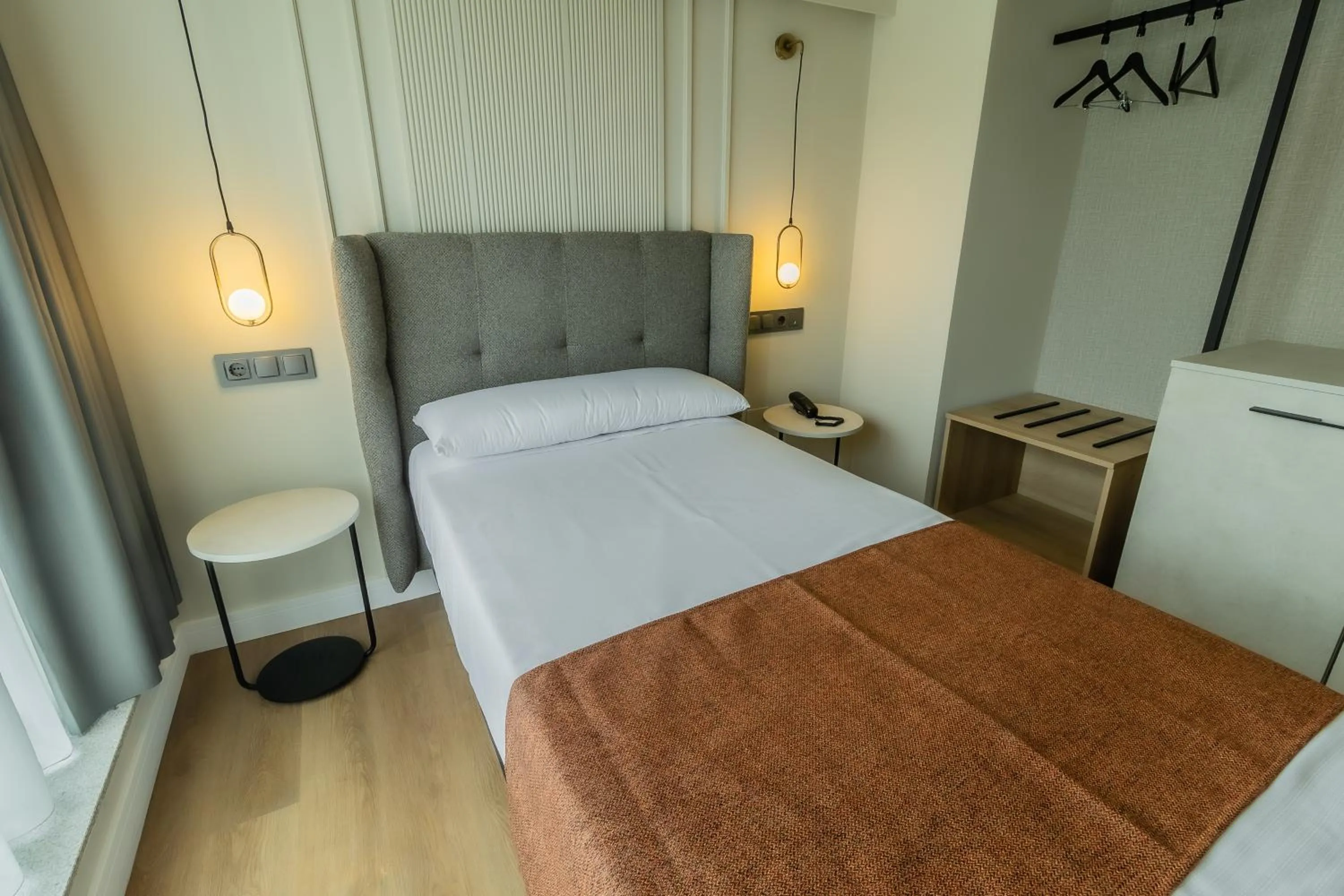 Bed in HOTEL CORONA DE PADRÓN