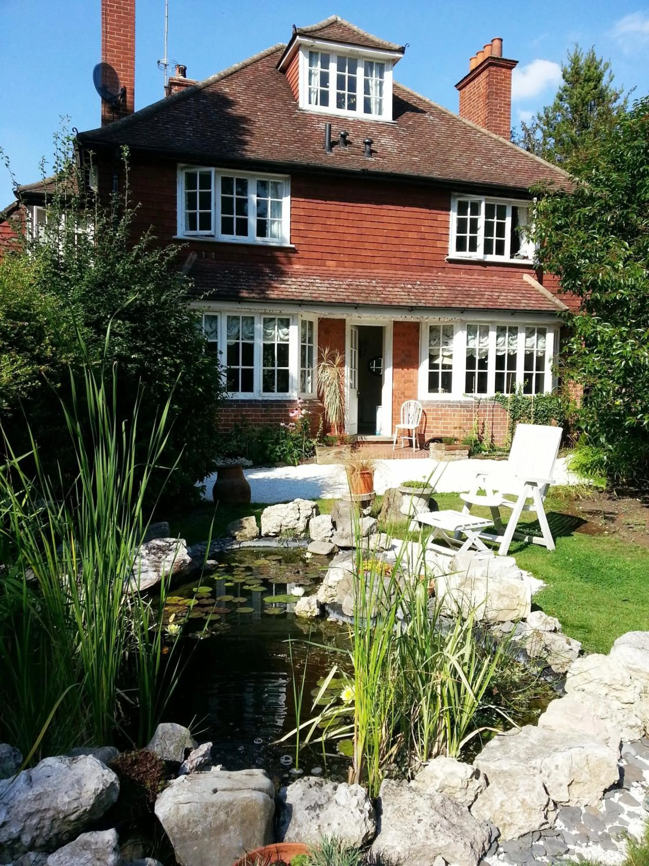 Facade/entrance in Rosemead Guest House