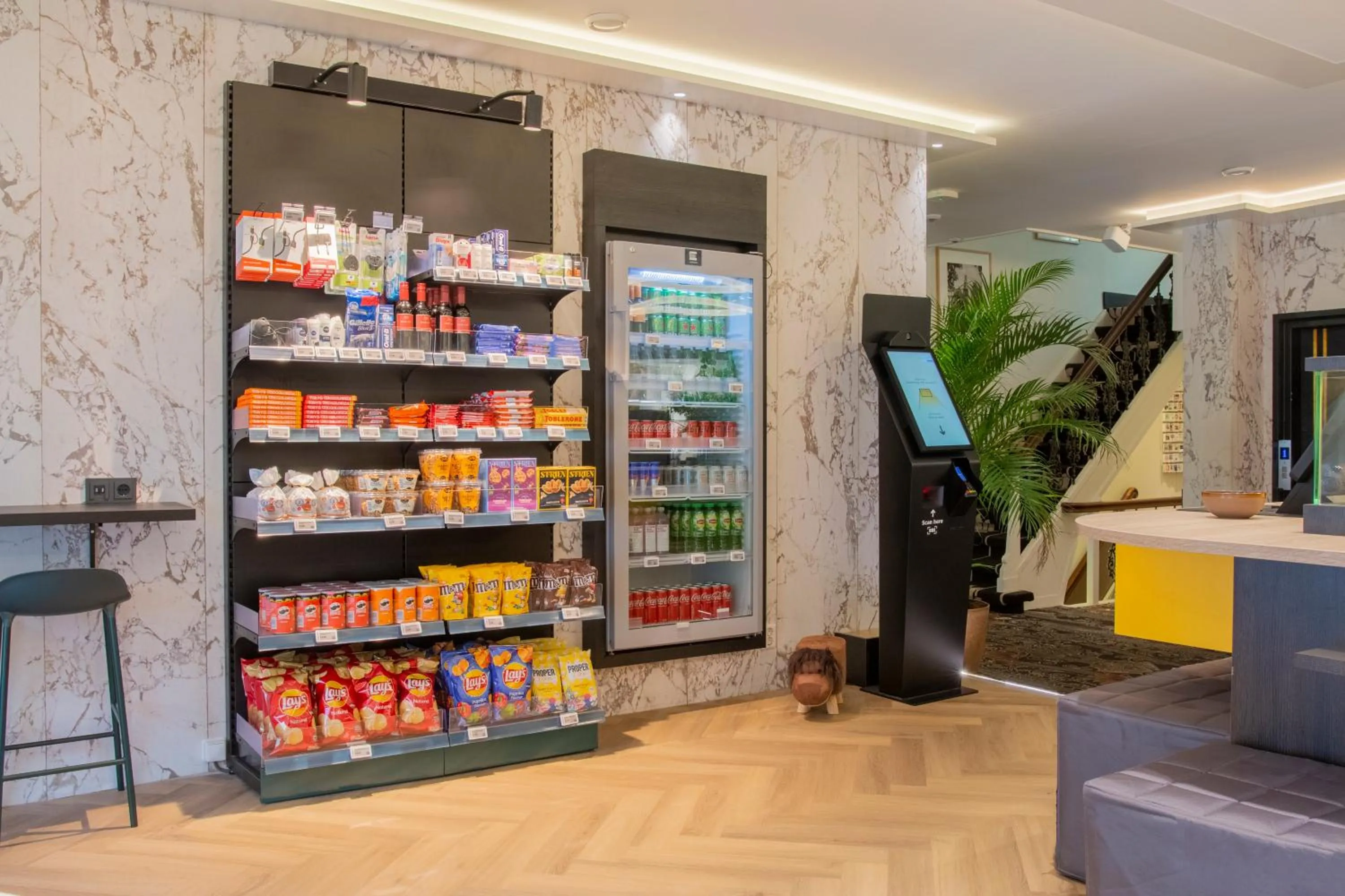 On-site shops in Leonardo Boutique Hotel The Lancaster Amsterdam