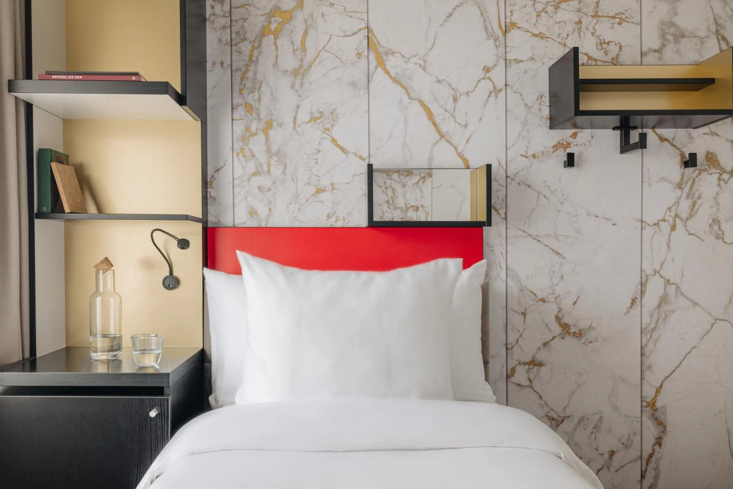 Bedroom, Bed in Leonardo Boutique Hotel The Lancaster Amsterdam