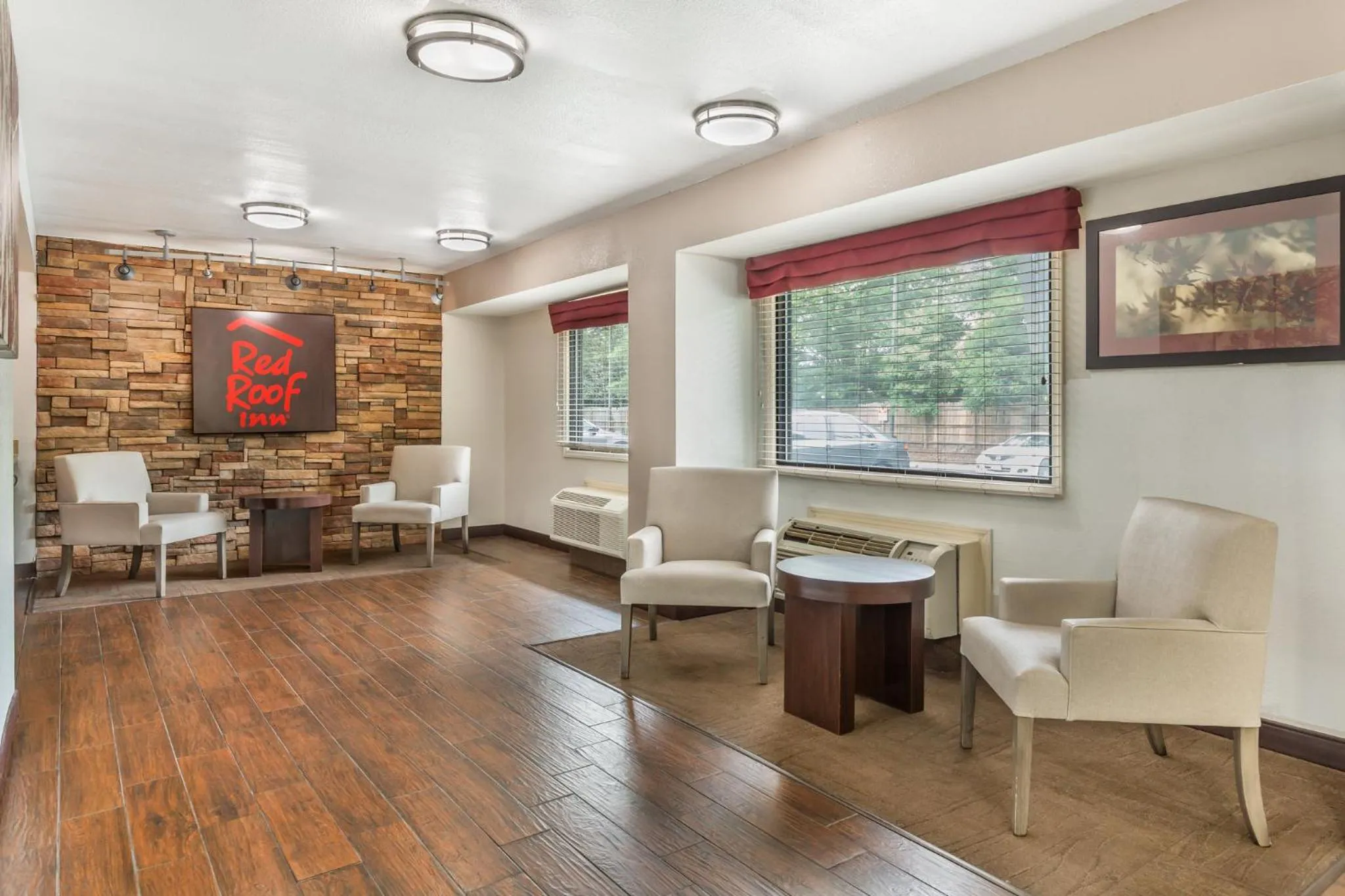 Lobby or reception in Red Roof Inn Durham - Duke Univ Medical Center