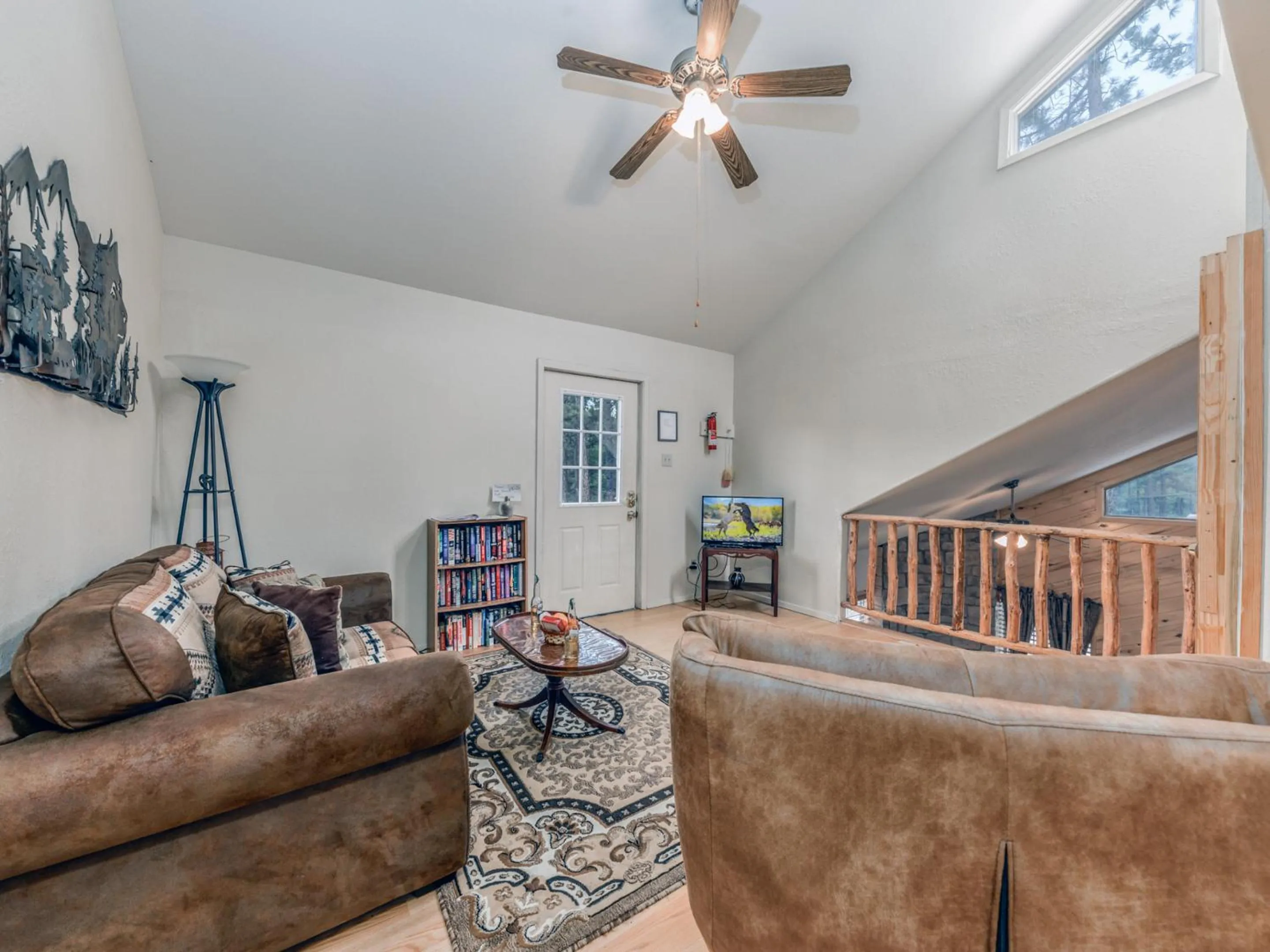 Property building in Hidden Forest Lodge