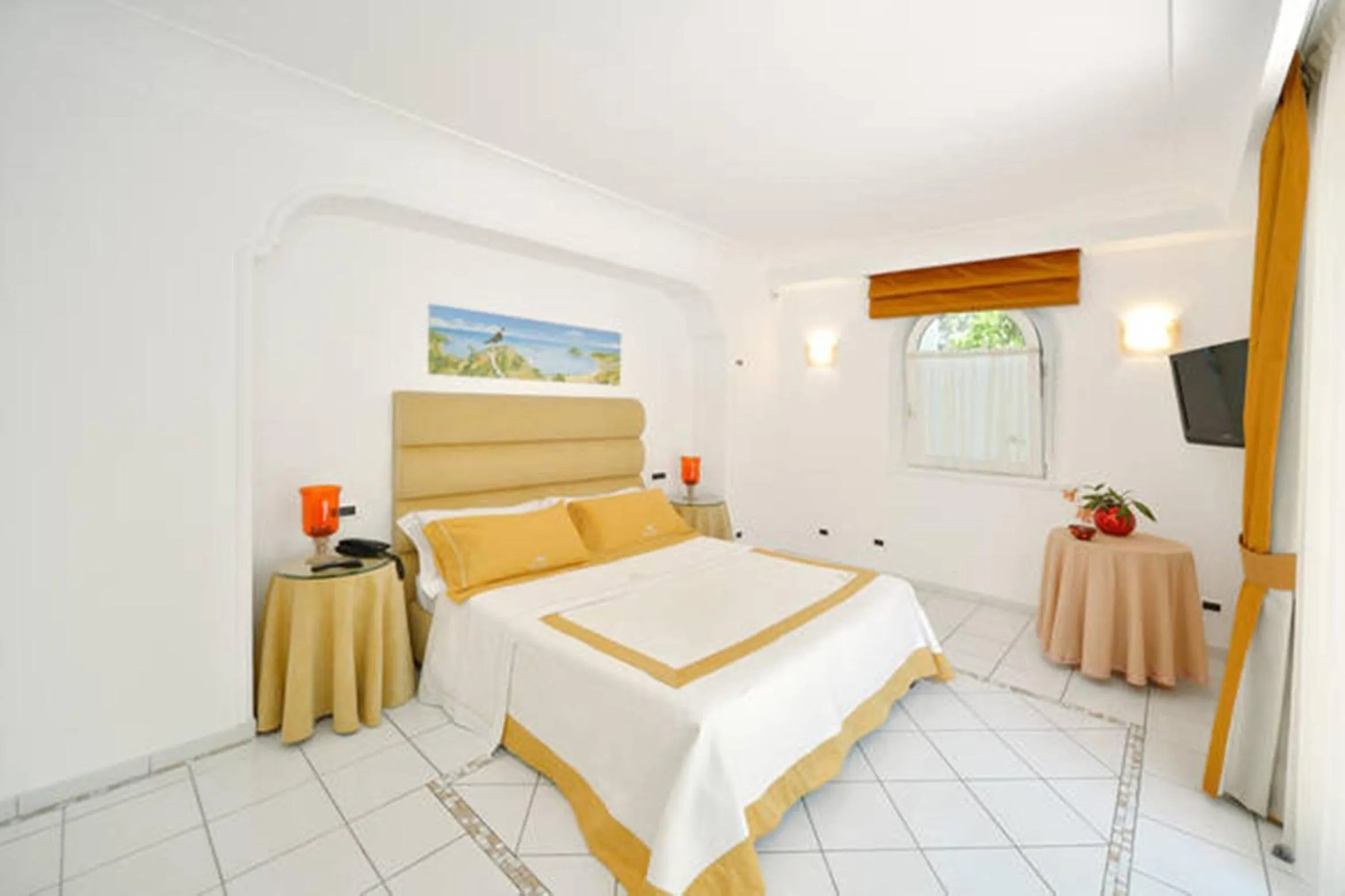 Double Room with Spa Bath in Villa Marinella