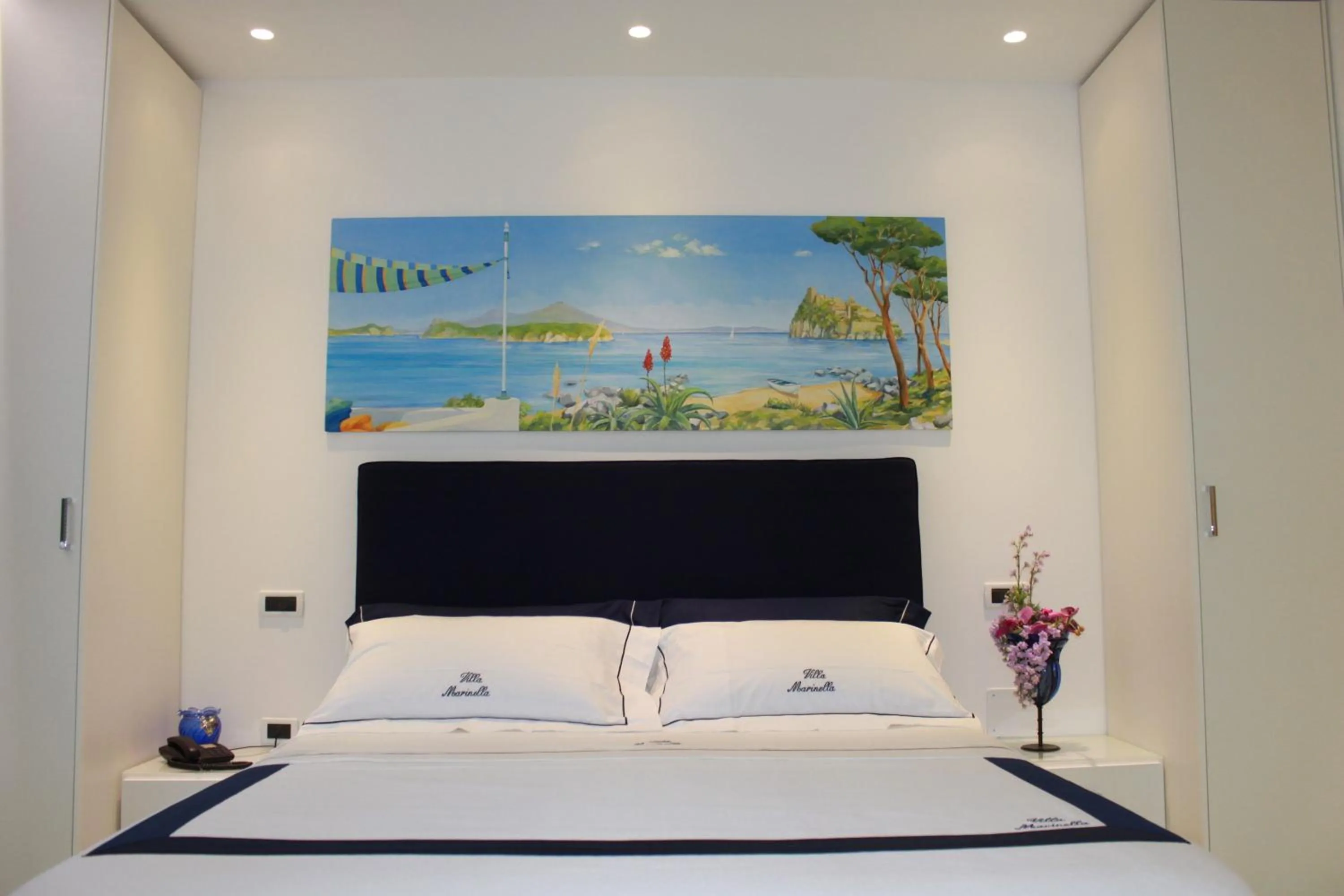 Bedroom, Bed in Villa Marinella