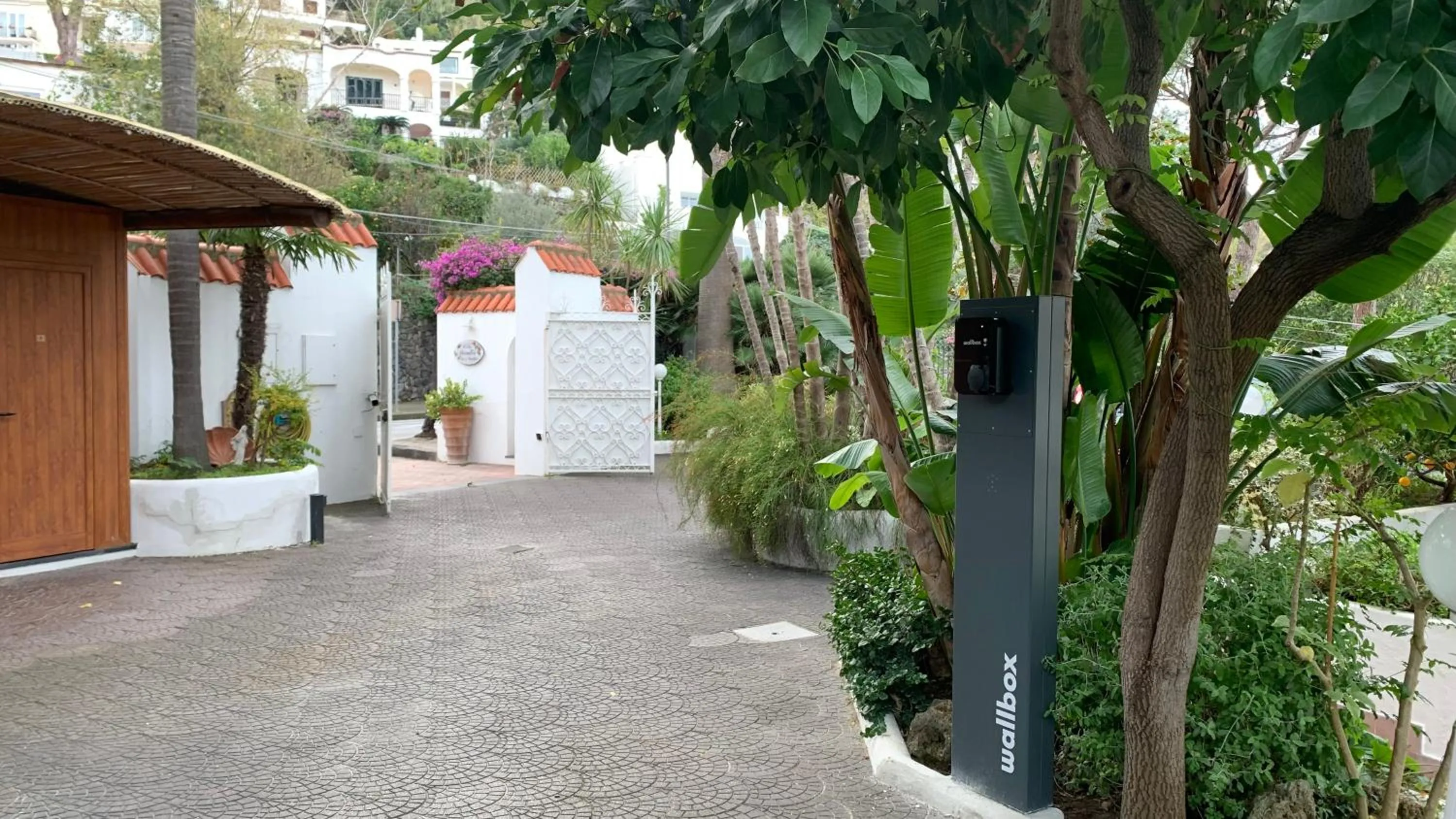 Parking in Villa Marinella