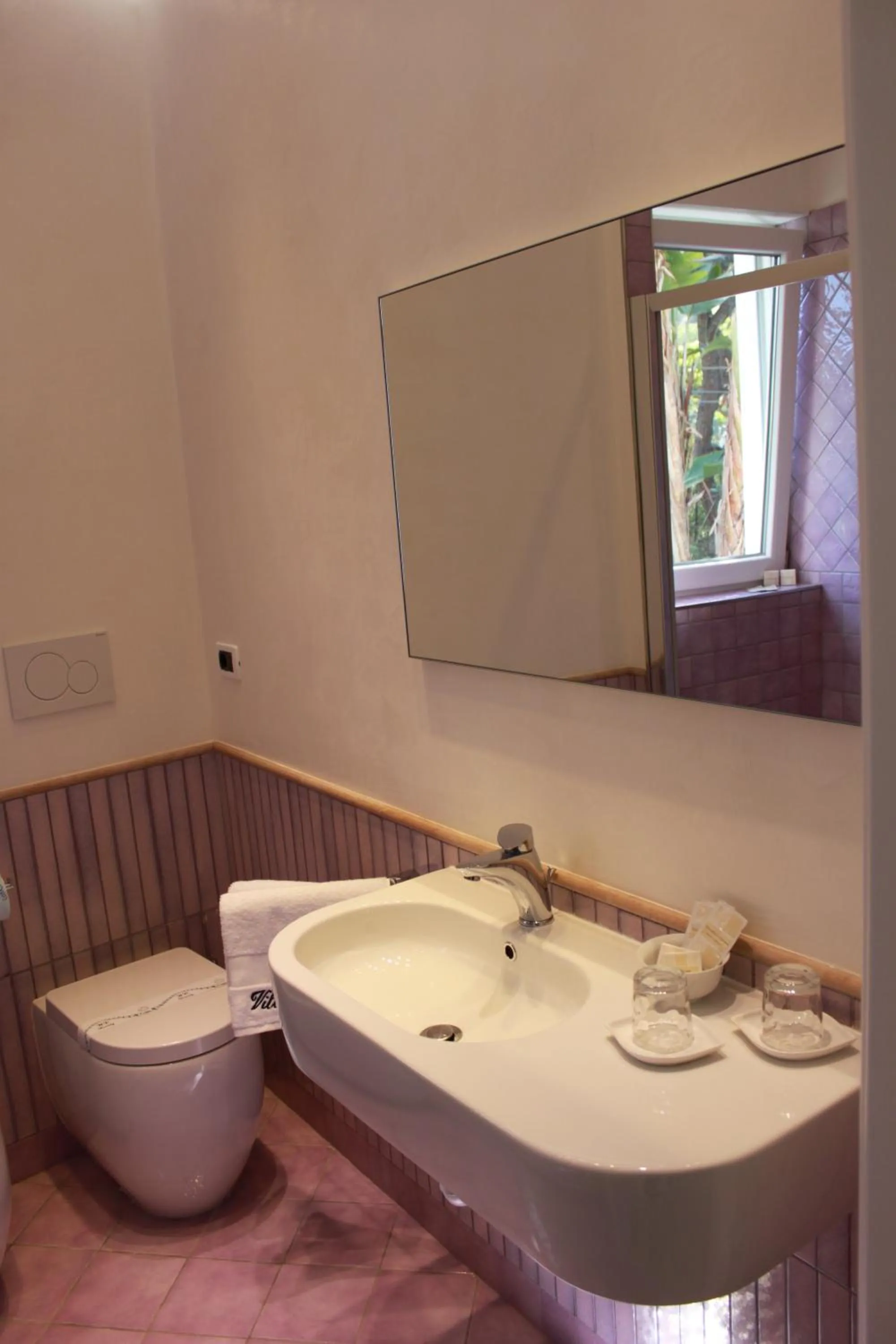 Bathroom in Villa Marinella