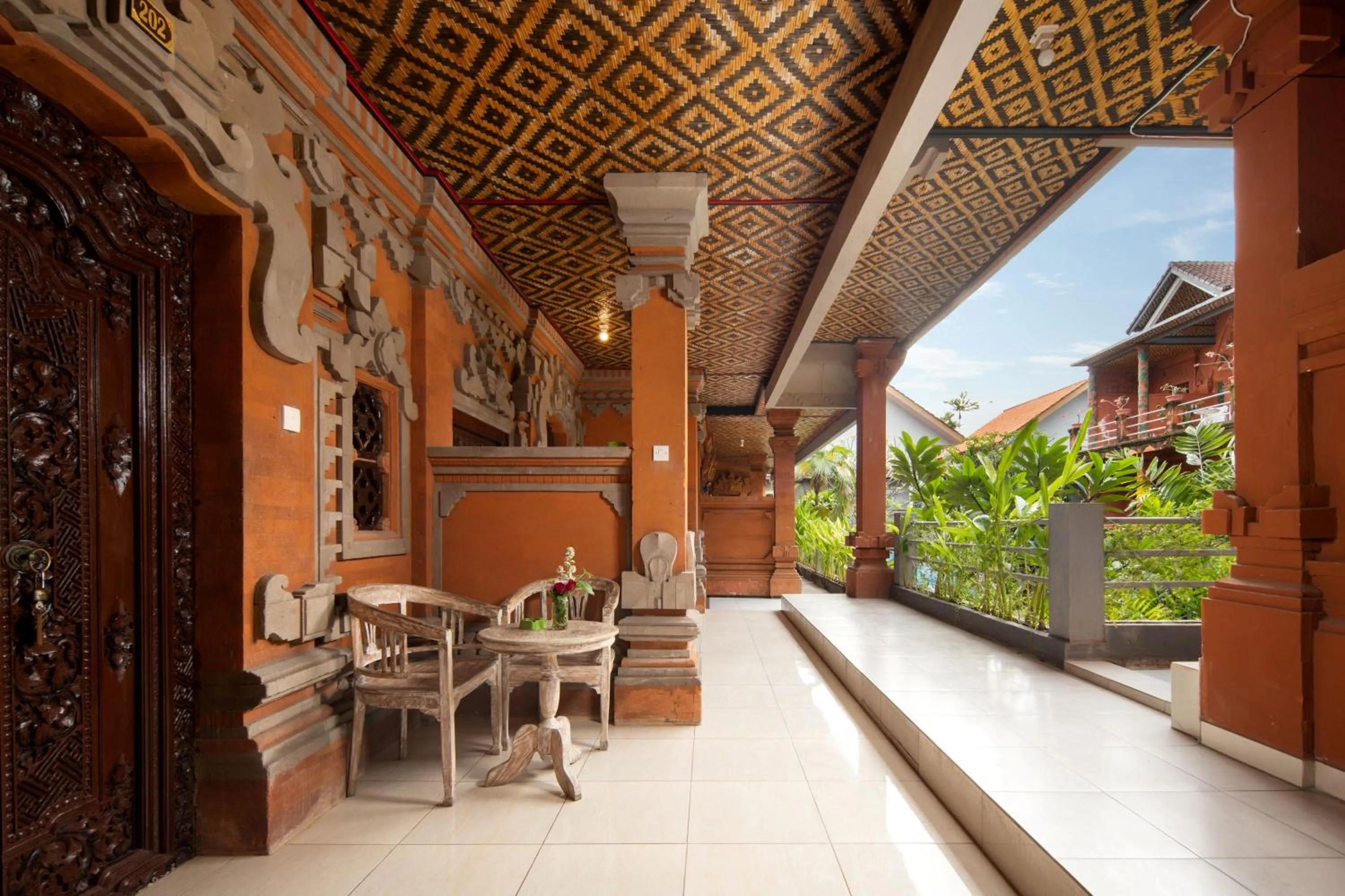 Balcony/Terrace in Lumbung Sari Hotel Legian
