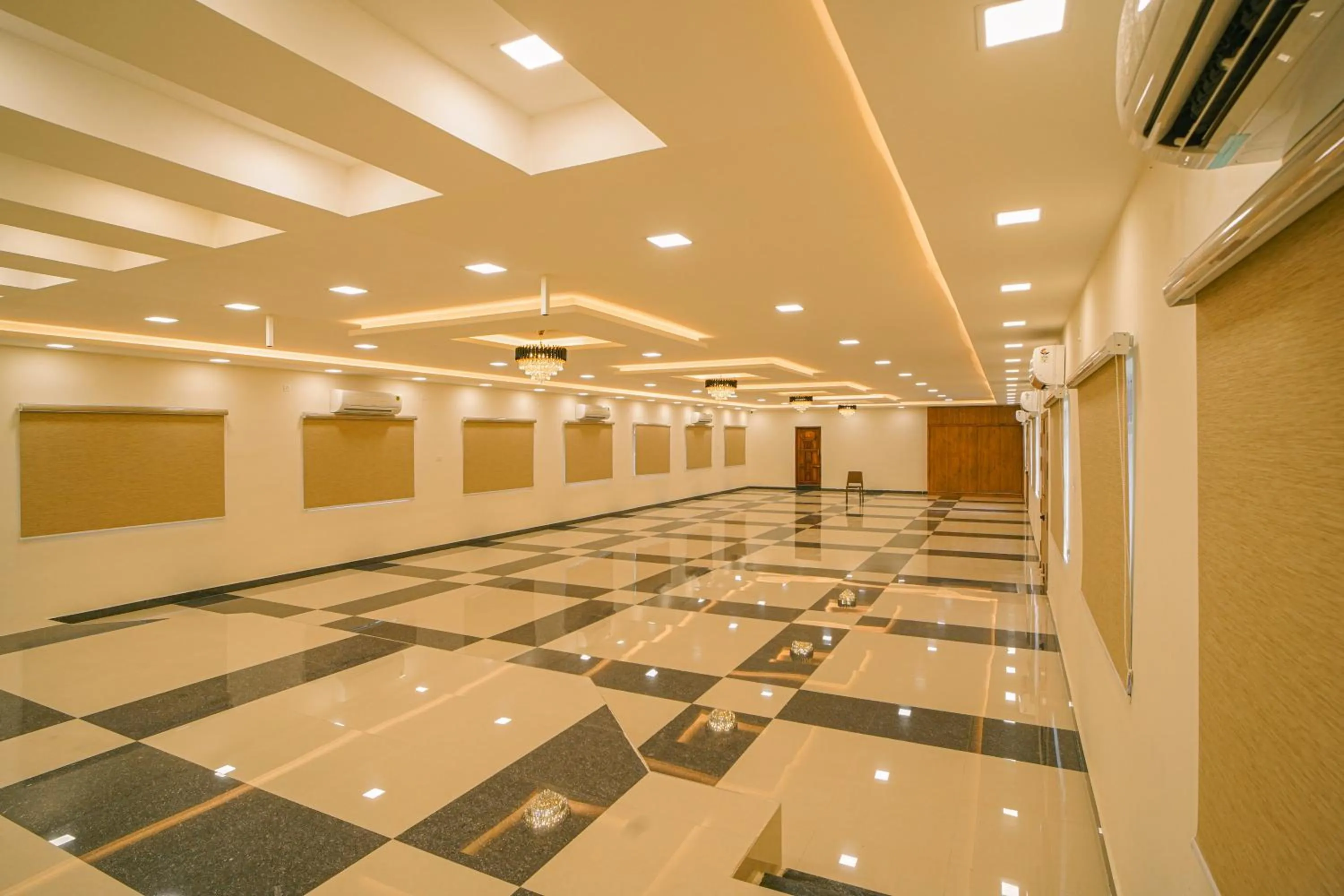 Banquet/Function facilities in TPC Camphor