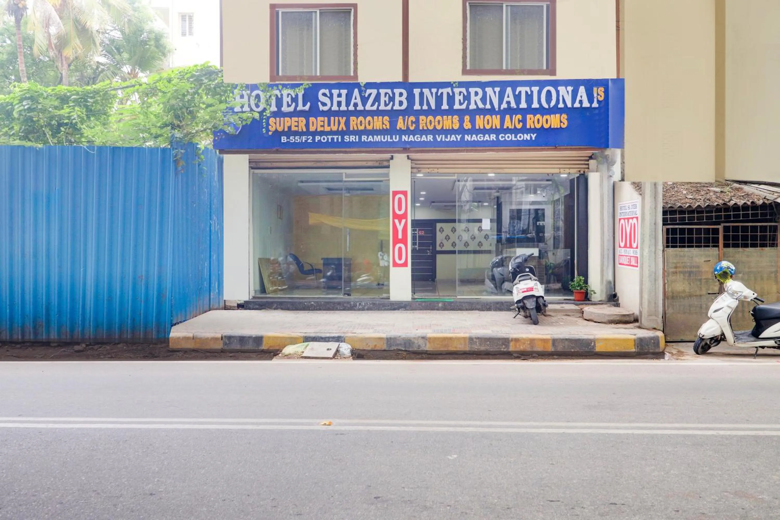 Facade/entrance in HOTEL O SHAZEB INTERNATIONAL