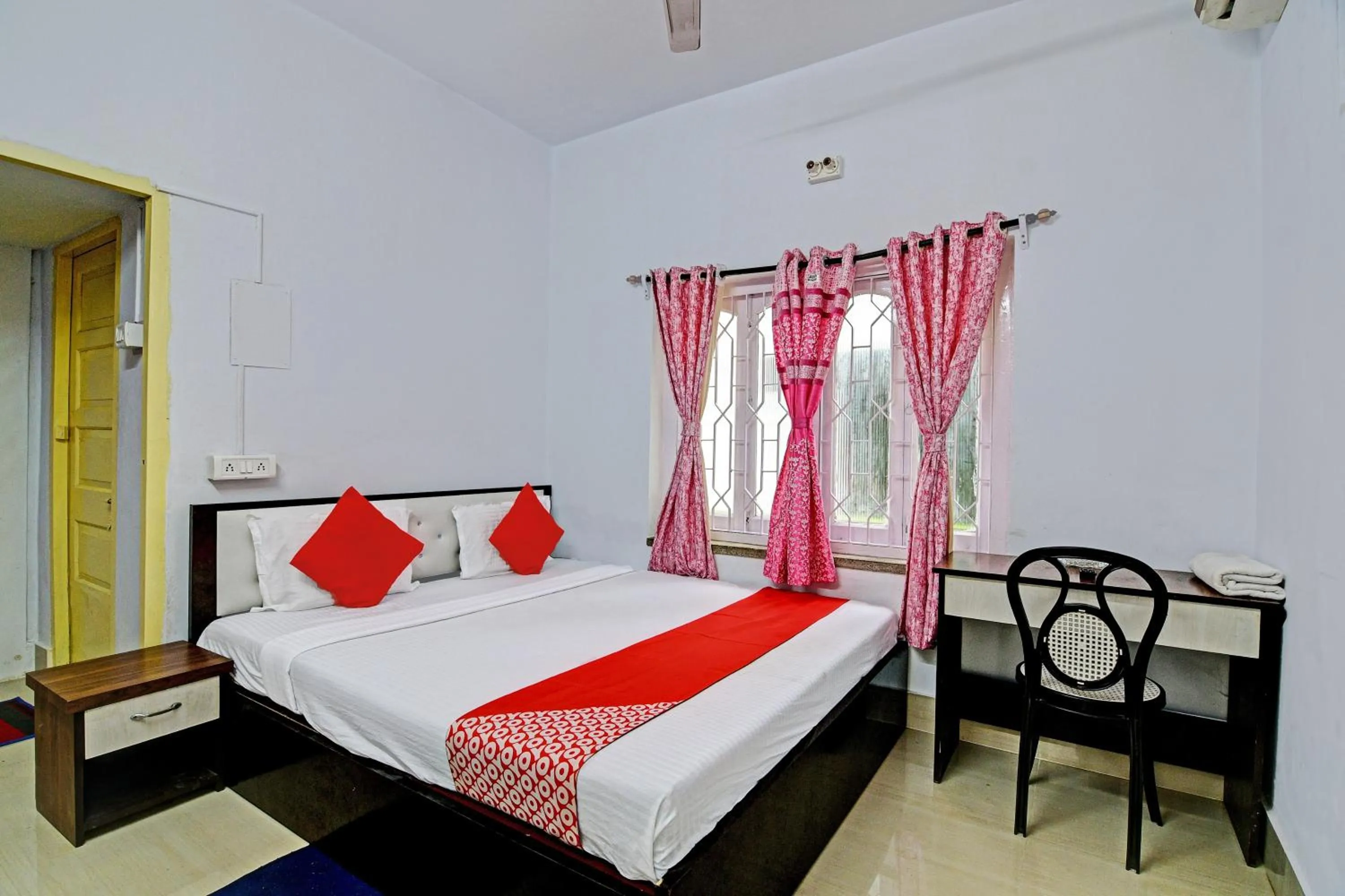 Bedroom in Hotel O Annapurna Stay Fusion