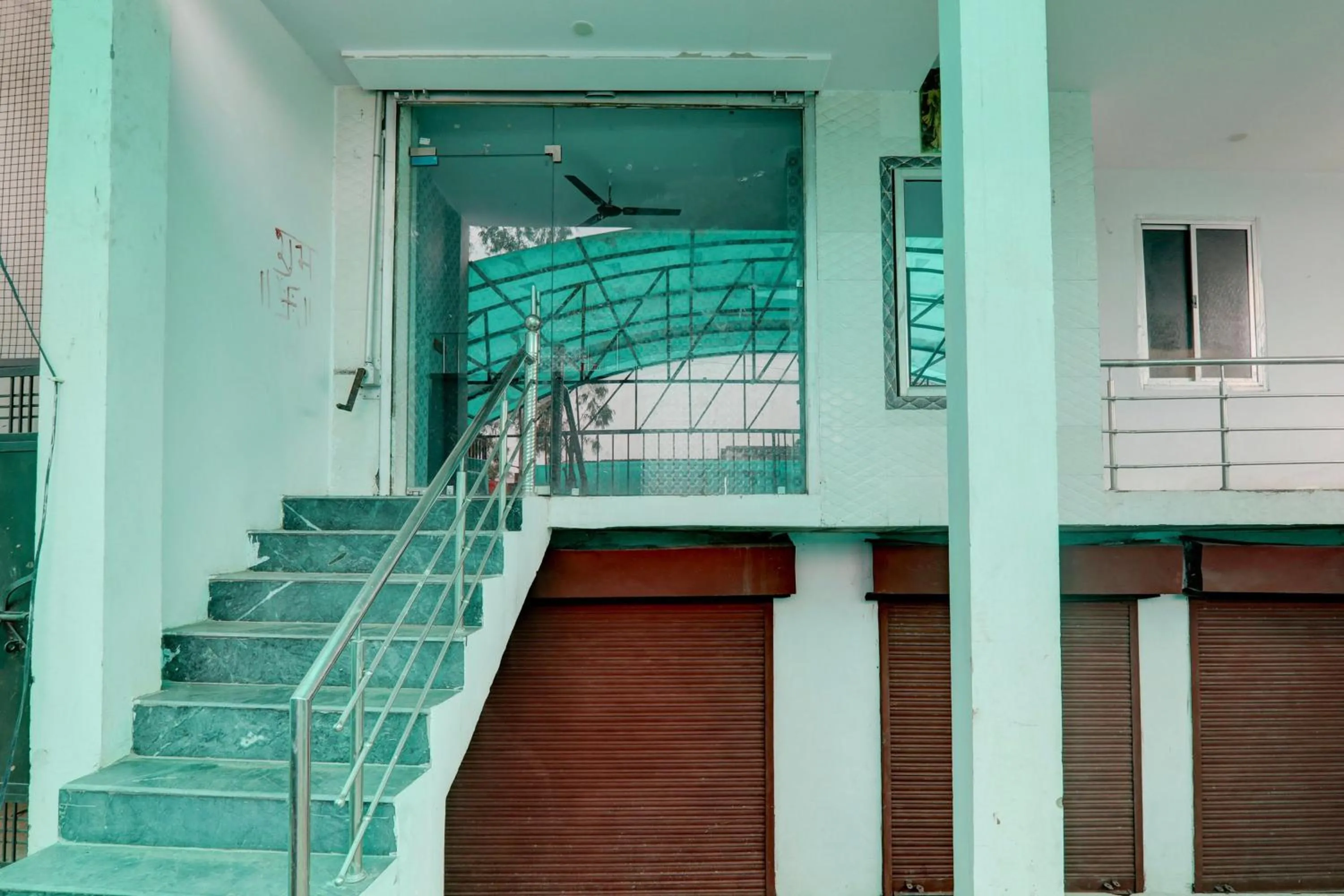 Facade/entrance in Hotel O Diamond Palace