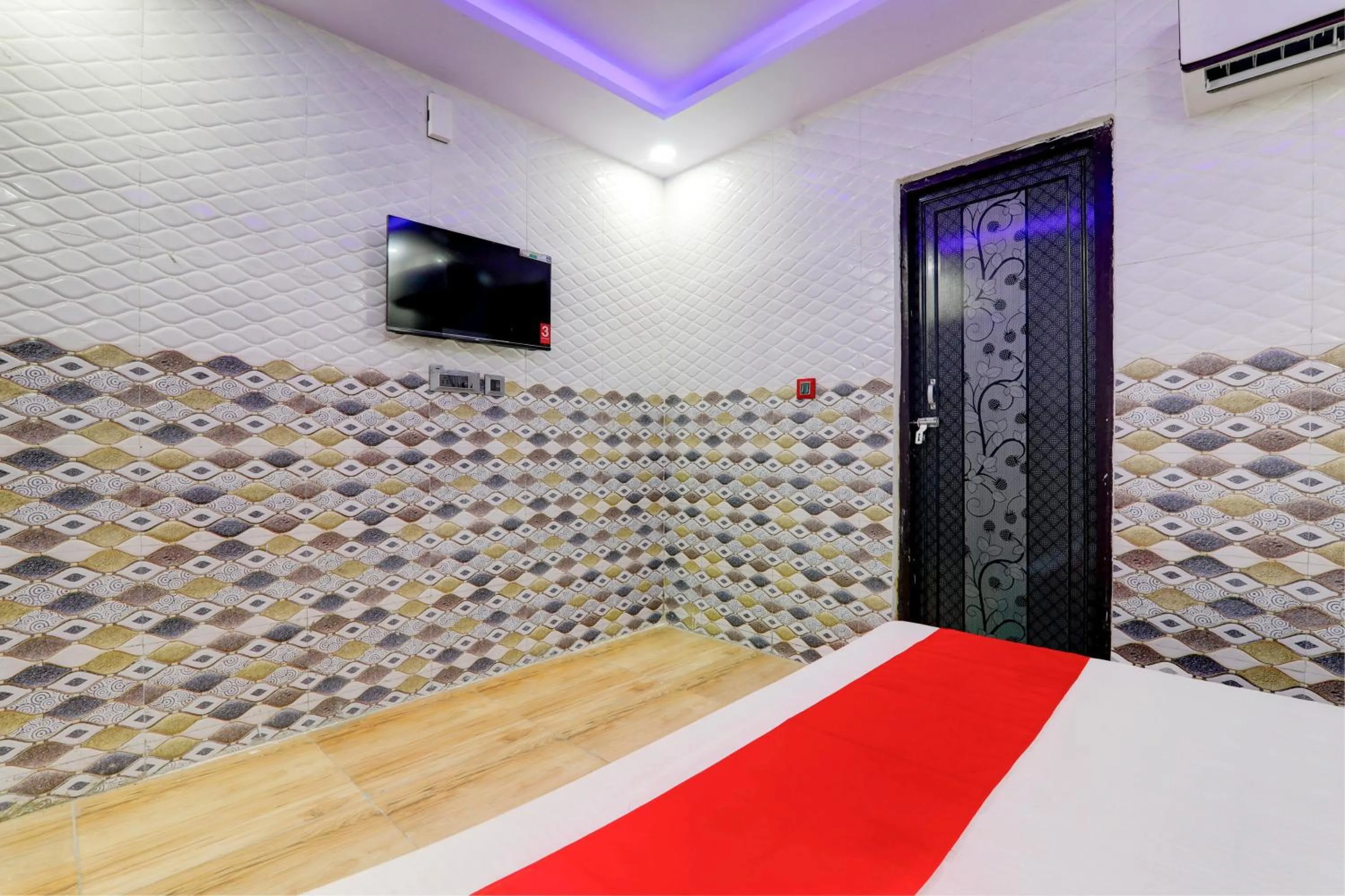 Bedroom in Hotel O Diamond Palace