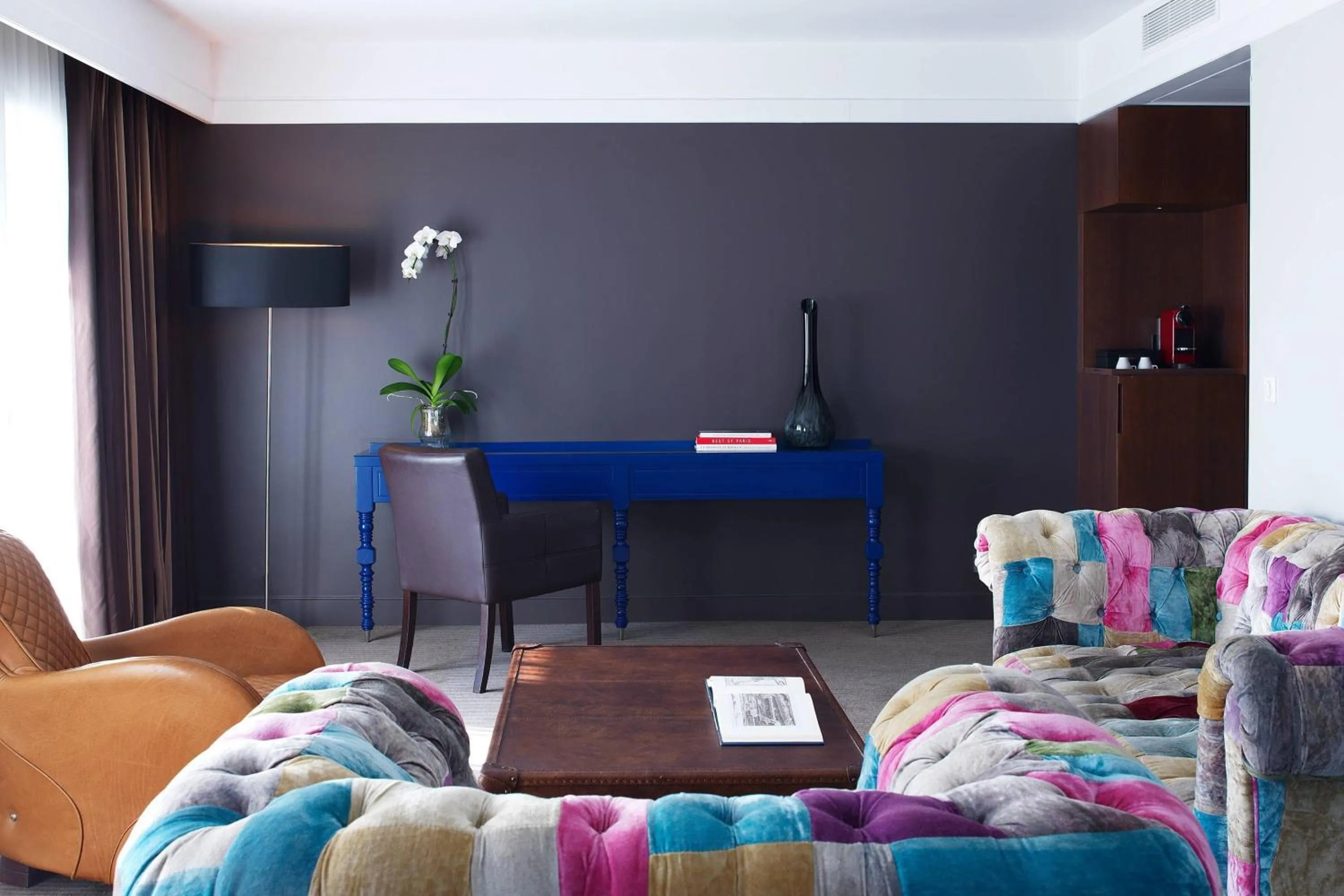 Bedroom in Renaissance Paris Hippodrome de St. Cloud Hotel