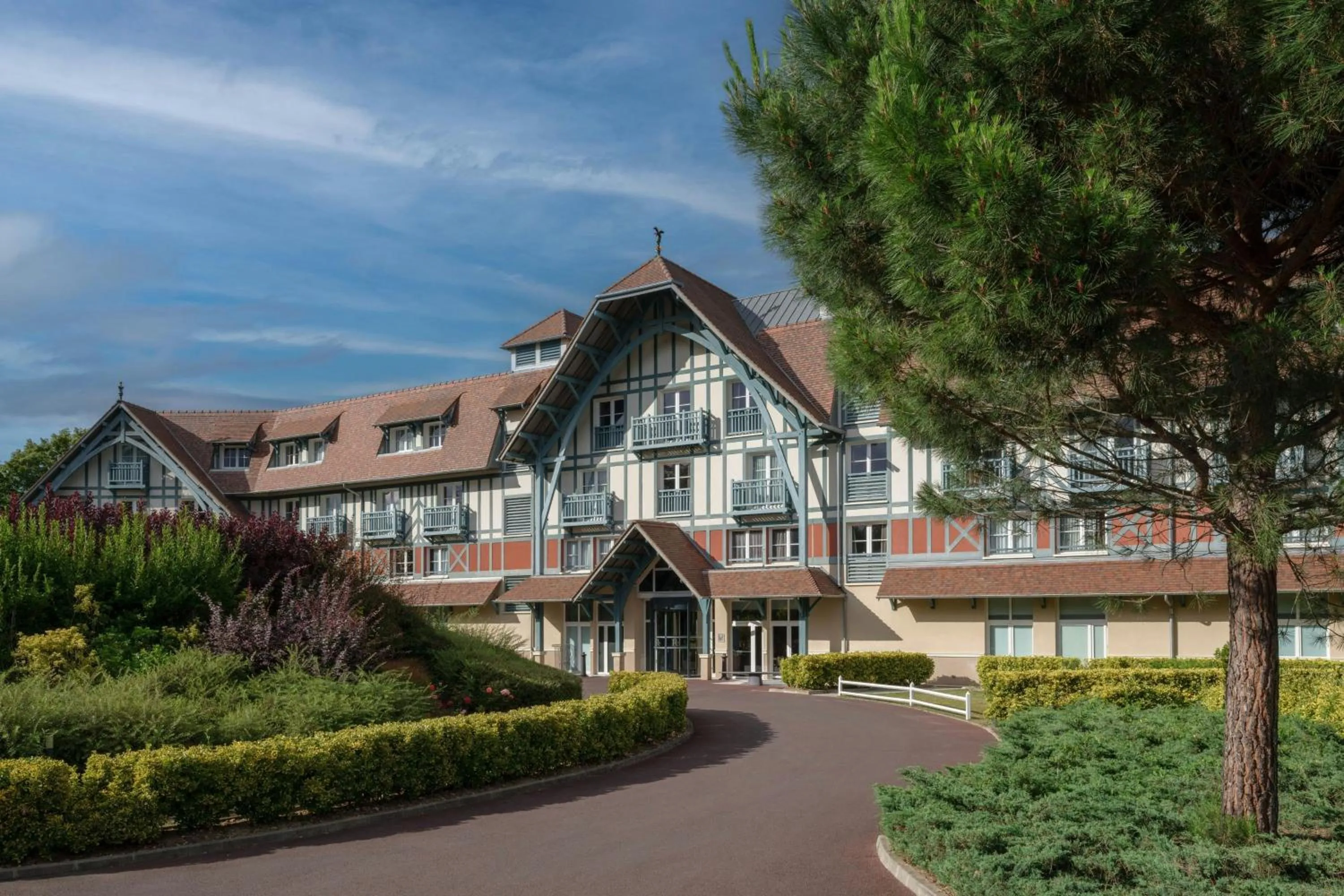 View (from property/room) in Renaissance Paris Hippodrome de St. Cloud Hotel