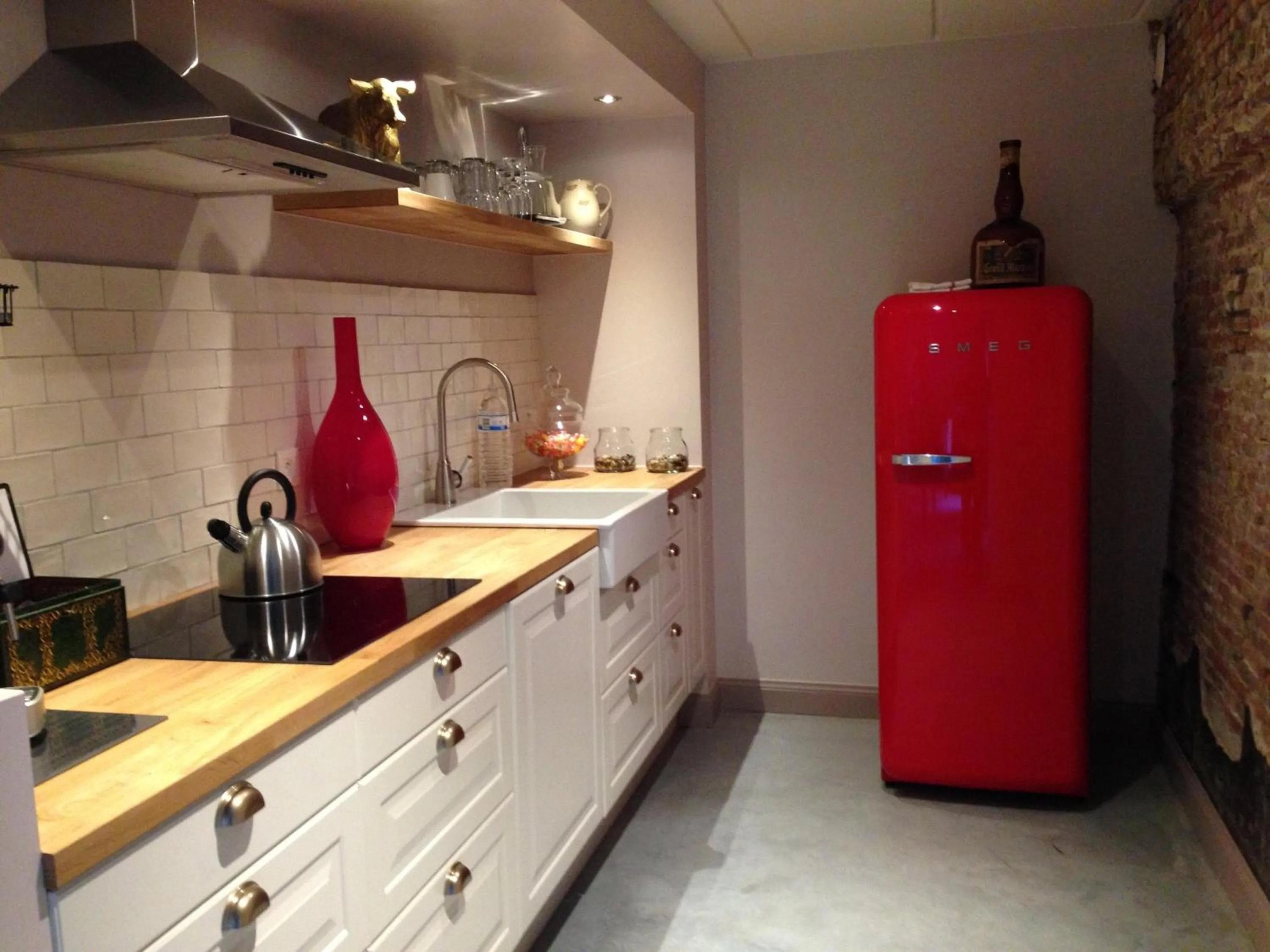 Kitchen or kitchenette in B&B Droomzoet