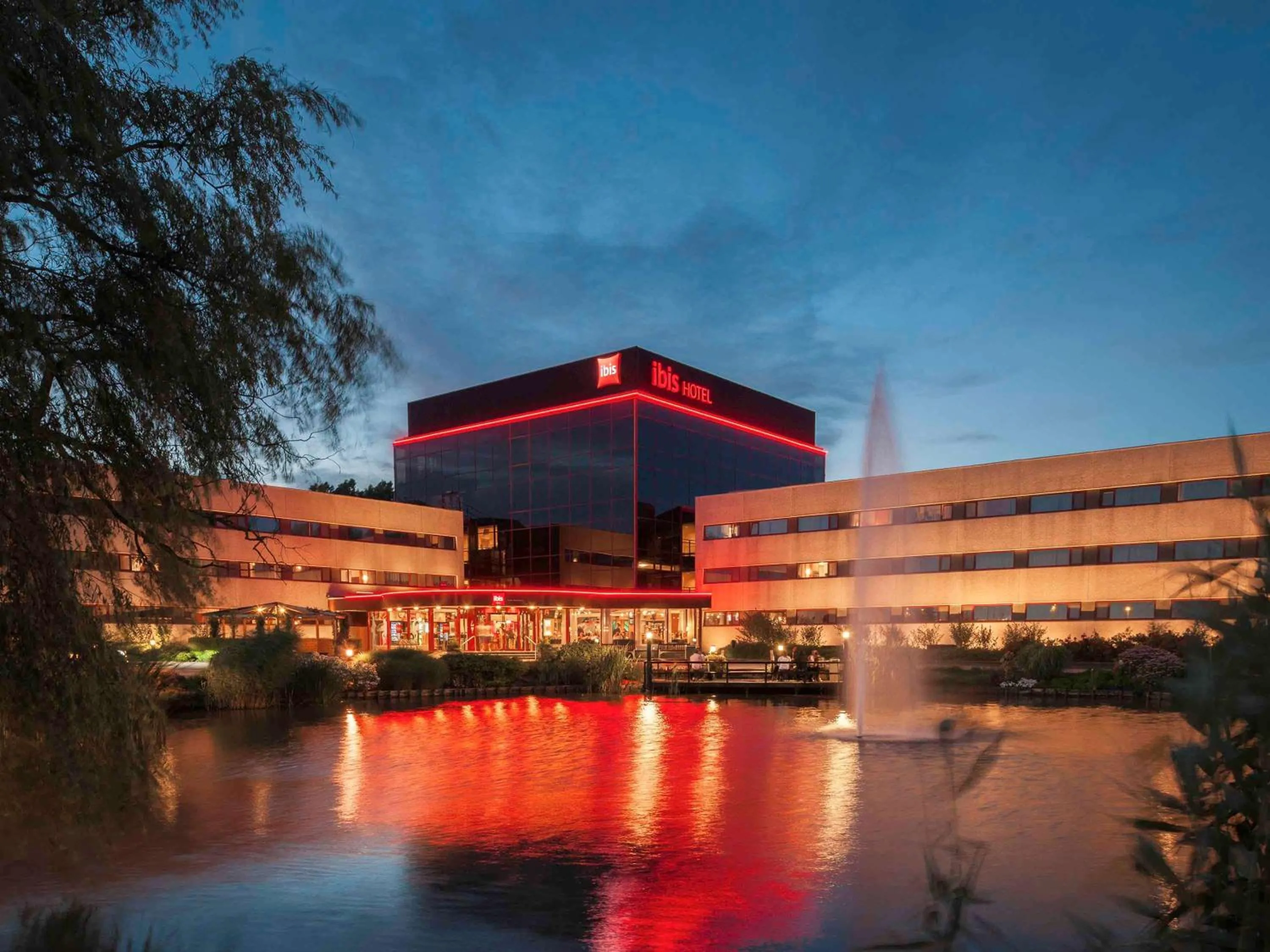 Restaurant/places to eat in Ibis Schiphol Amsterdam Airport