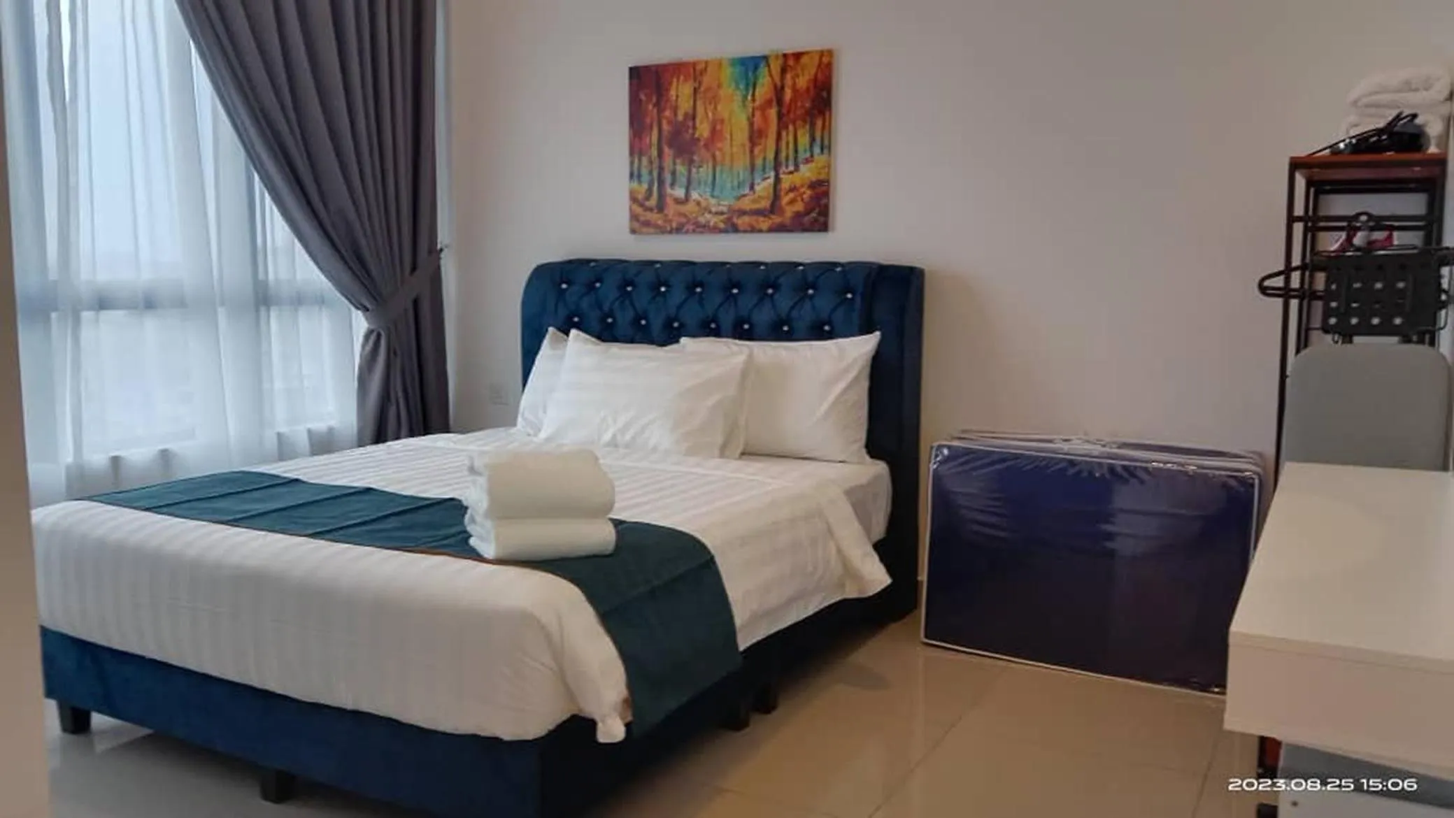 Bed in Twin Tower Johor Bahru by Glex