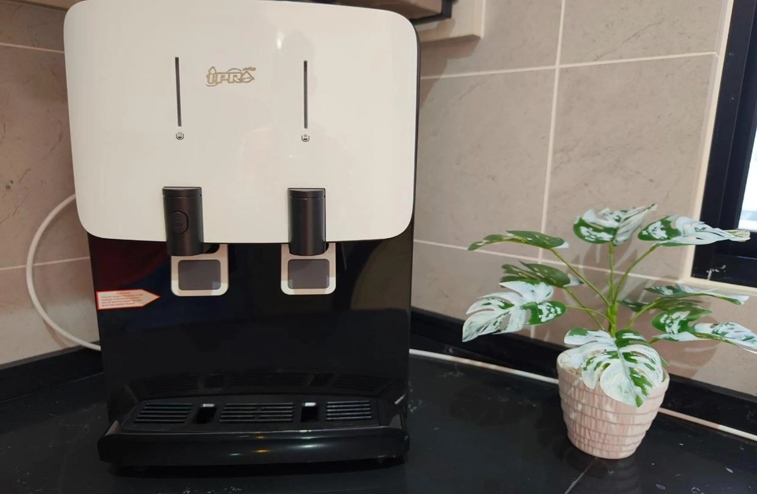 Kitchen or kitchenette in Twin Tower Johor Bahru by Glex