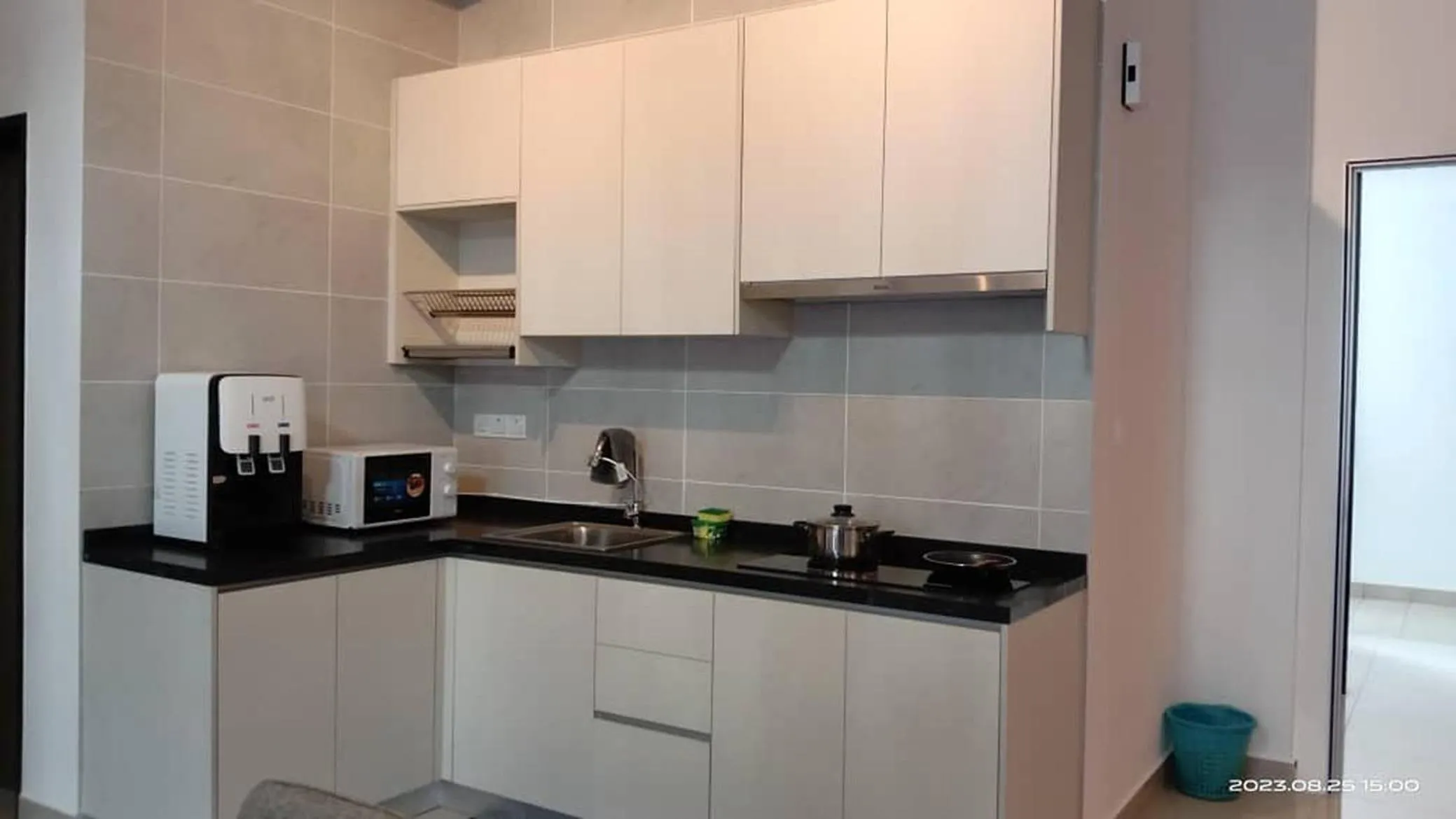 kitchen in Twin Tower Johor Bahru by Glex