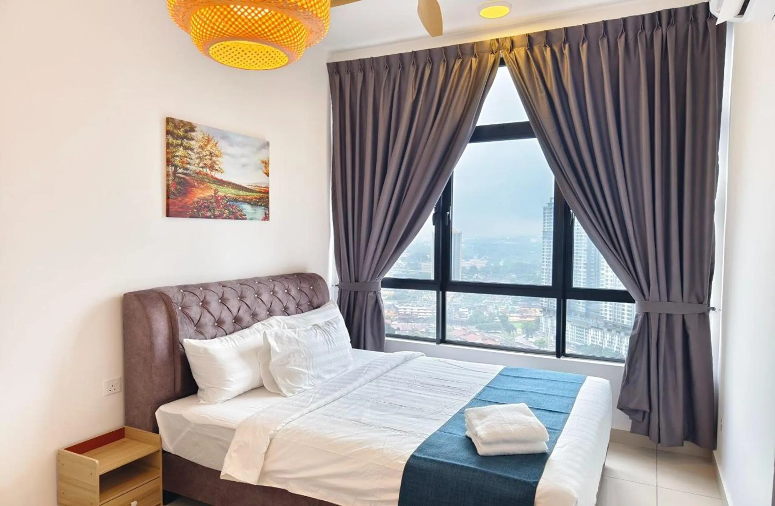 Bed in Twin Tower Johor Bahru by Glex