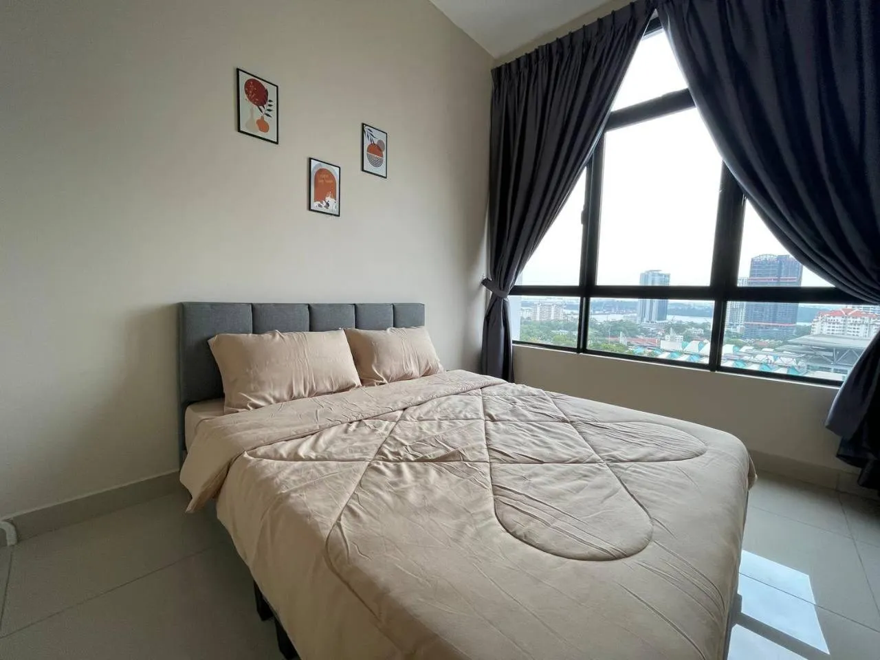 Bedroom, Bed in Twin Tower Johor Bahru by Glex