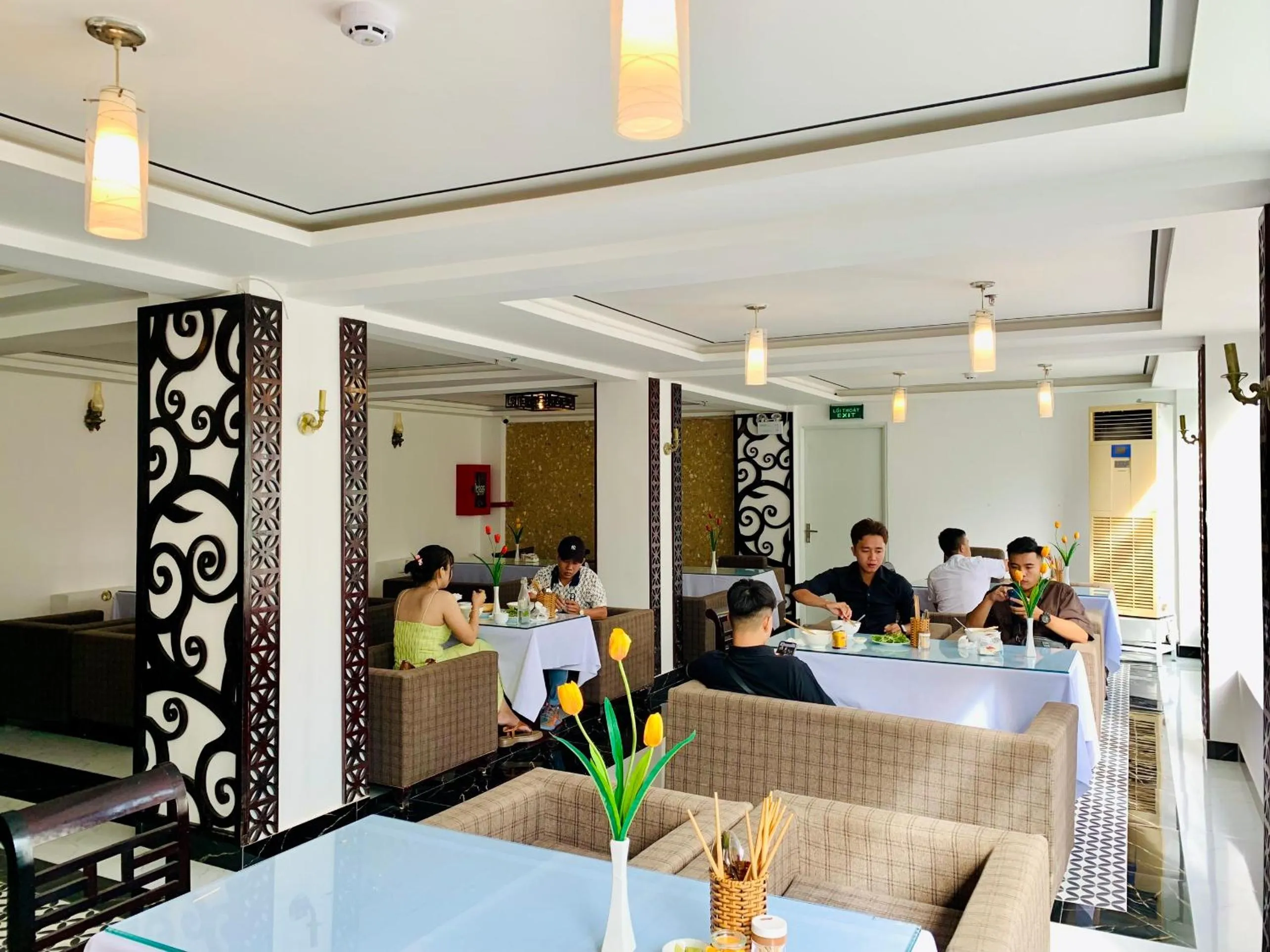 Restaurant/places to eat in Vina Hotel Hue