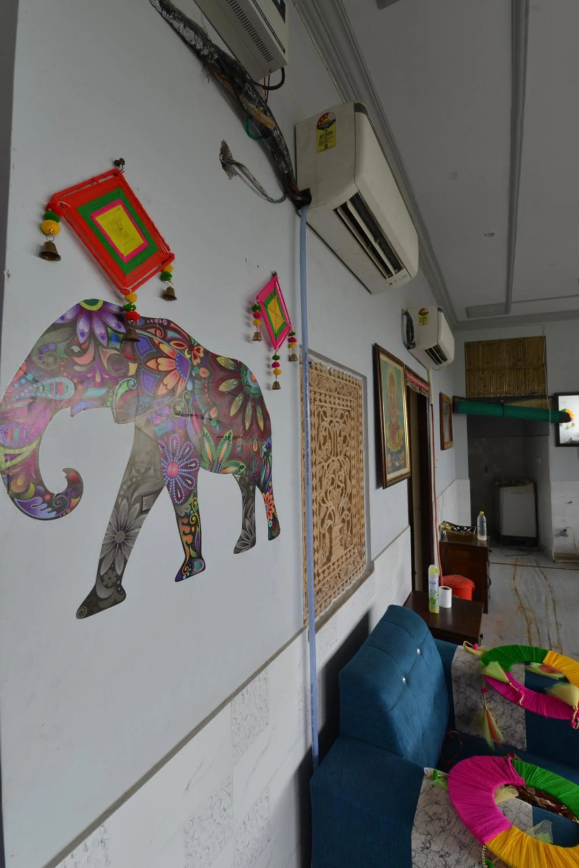Seating area in Hotel Bawarri Haveli
