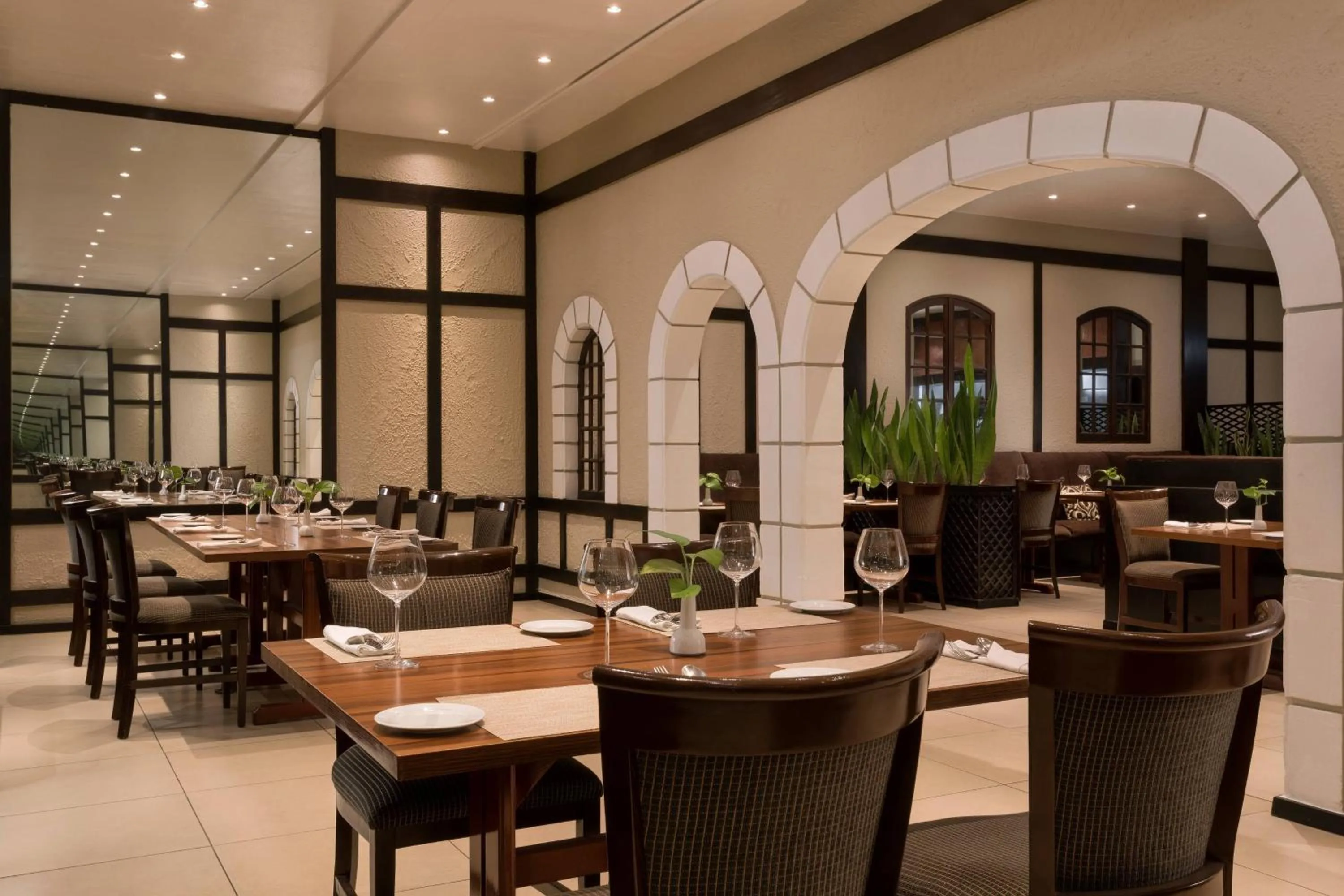 Restaurant/places to eat in Sheraton Lagos Hotel