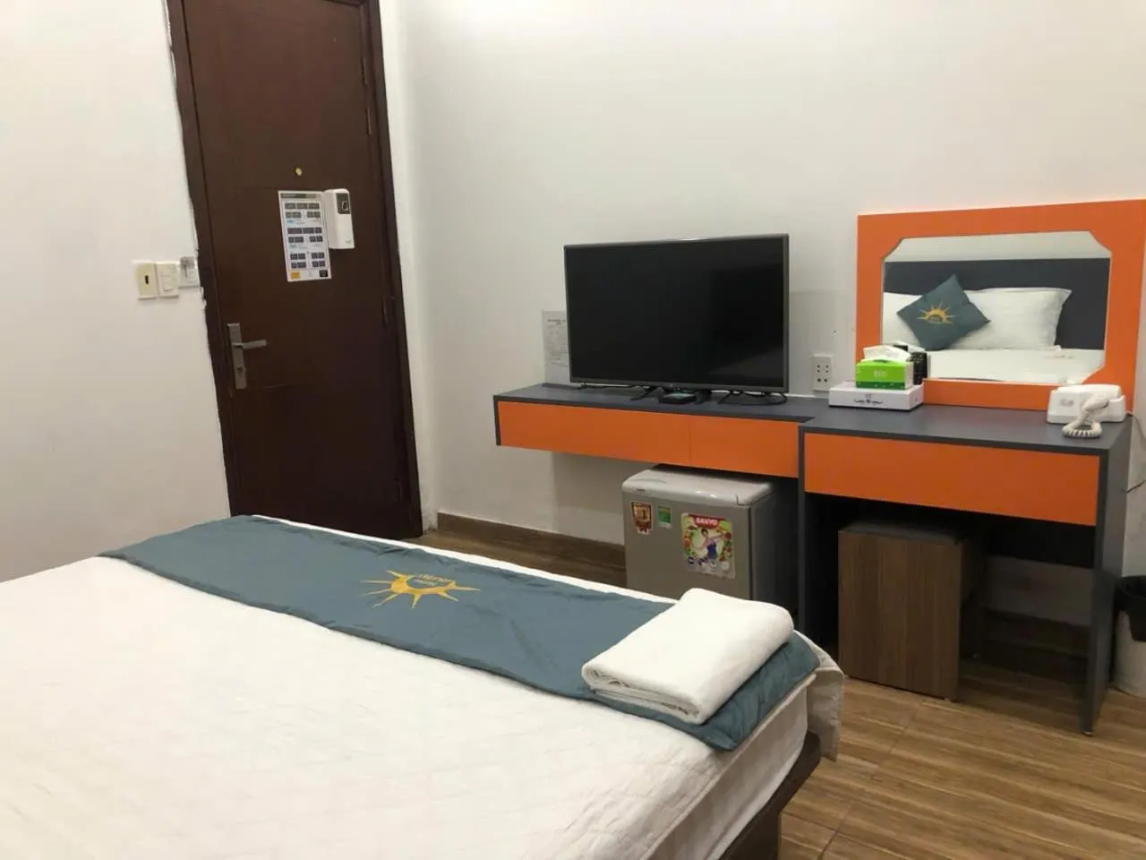 Photo of the whole room, Bed in Holiday Hotel 2