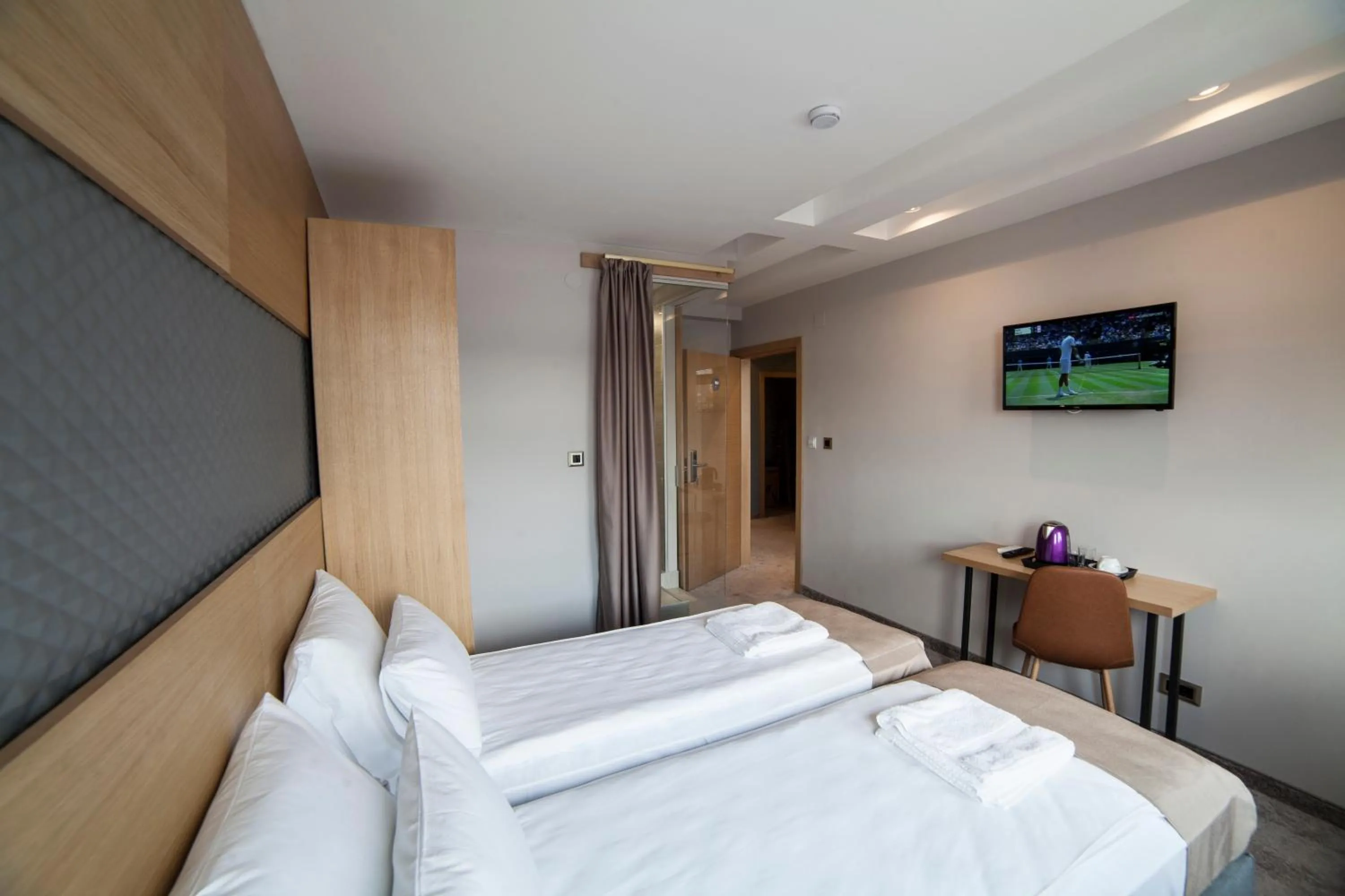 TV and multimedia, Bed in Prince Rooftop