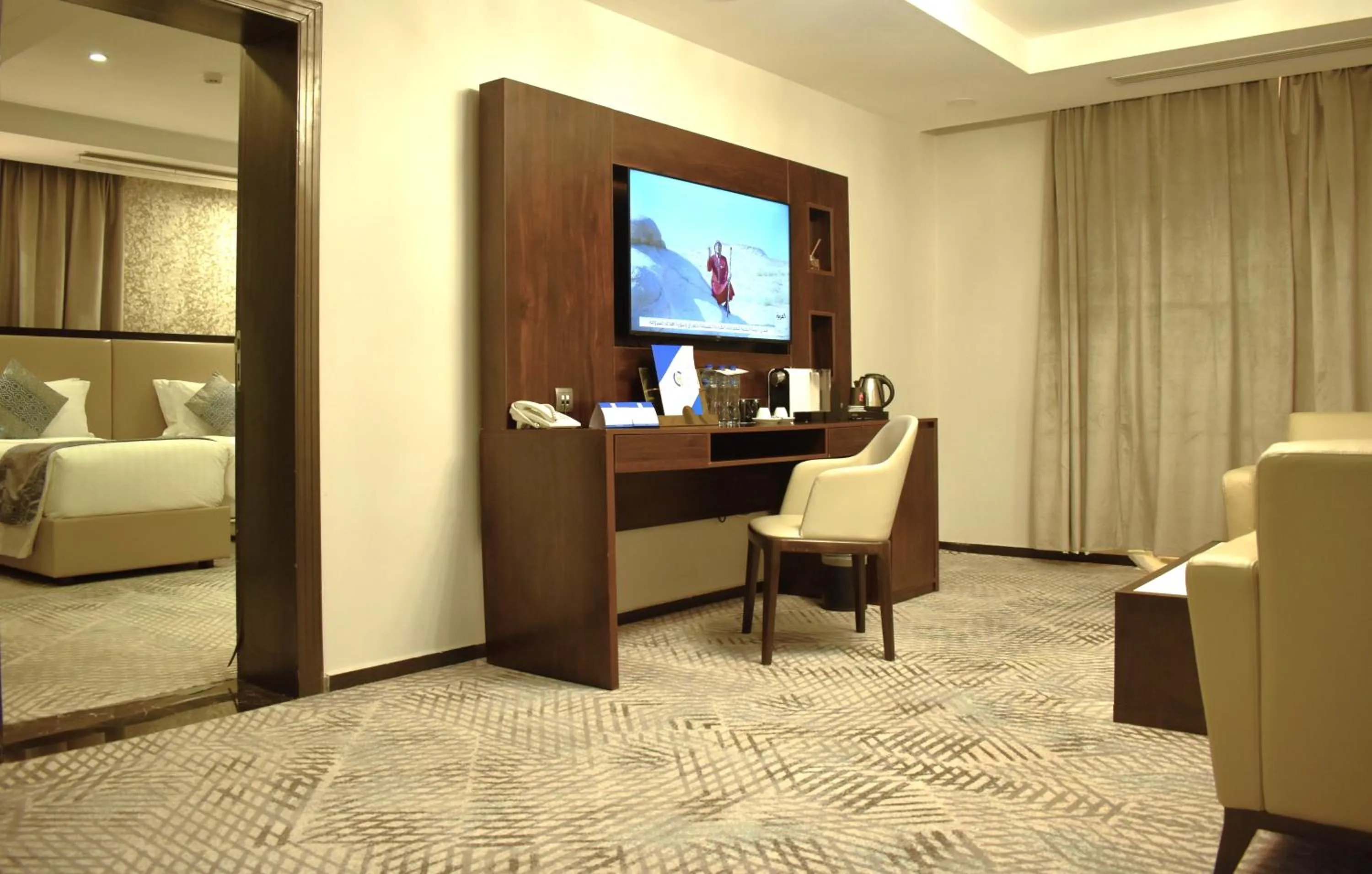 Living room in Cloud City Hotel