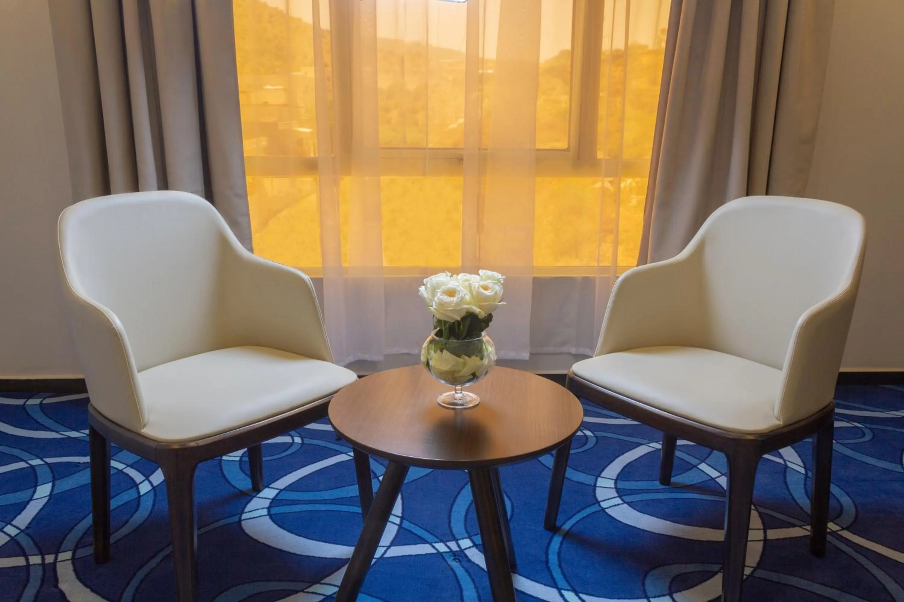 Seating area in Cloud City Hotel