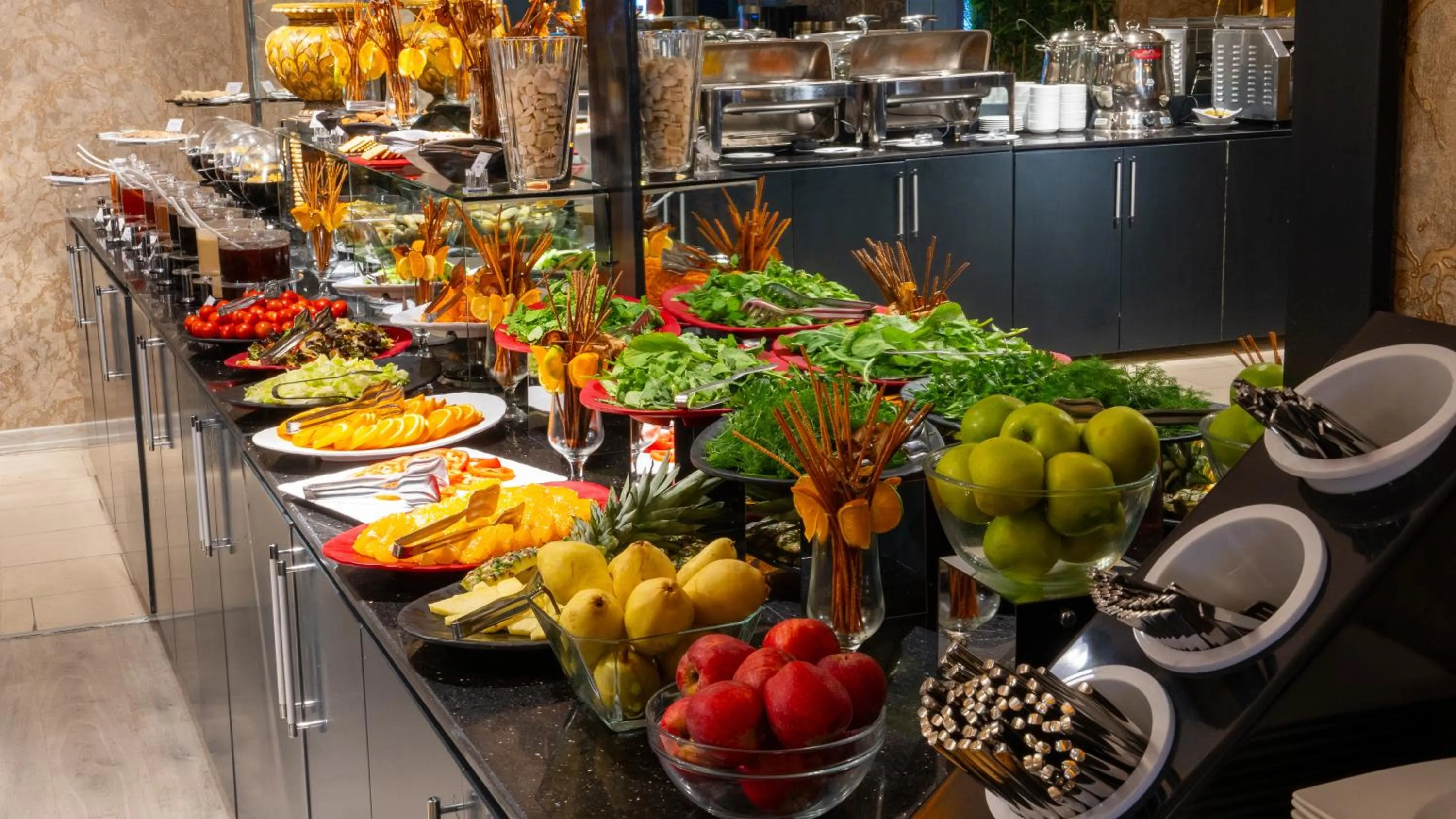 Food in Gardan Hotel