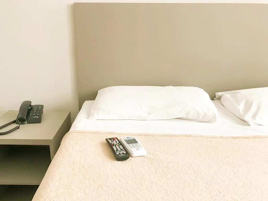 Bed in Front Hotel Expominas