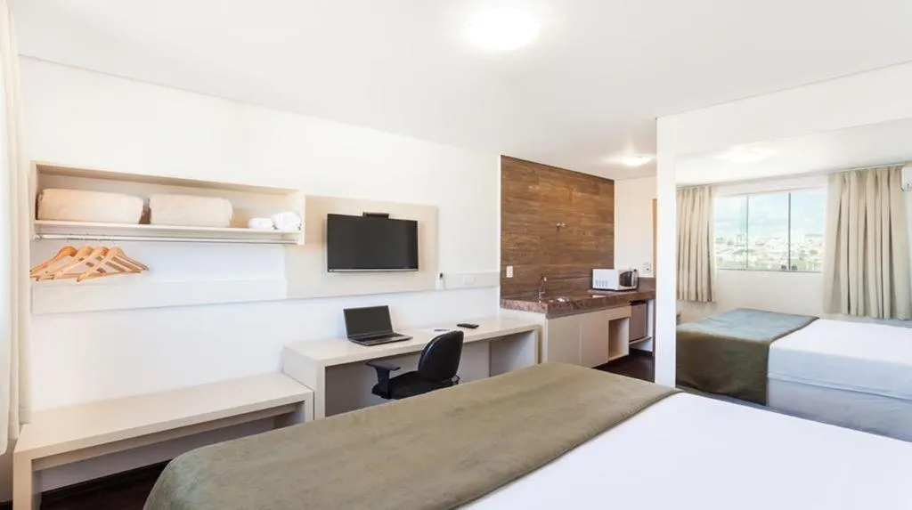 Bed in Front Hotel Expominas