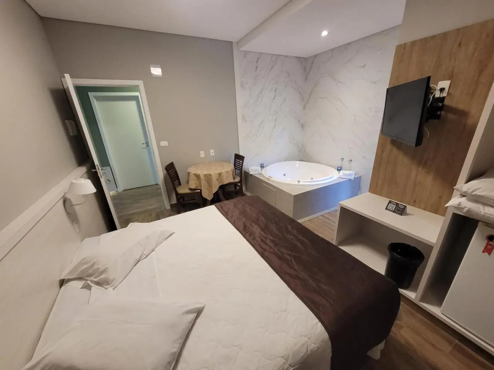 Double Room with Spa Bath - single occupancy in Hotel Emacite Flex Double Room with Spa Bath - single occupancy in Hotel Emacite Flex
