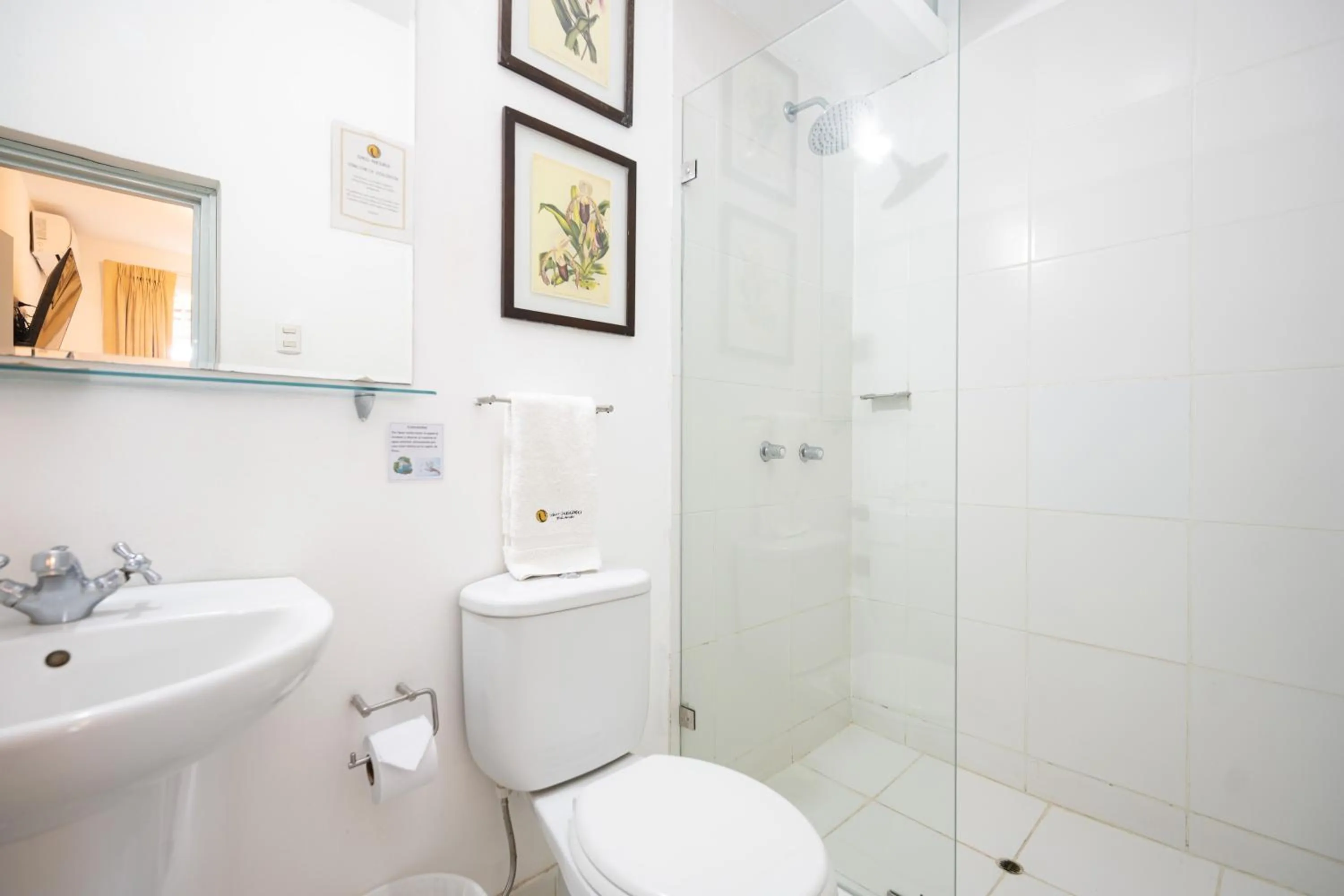 Bathroom in Hotel Oro Negro